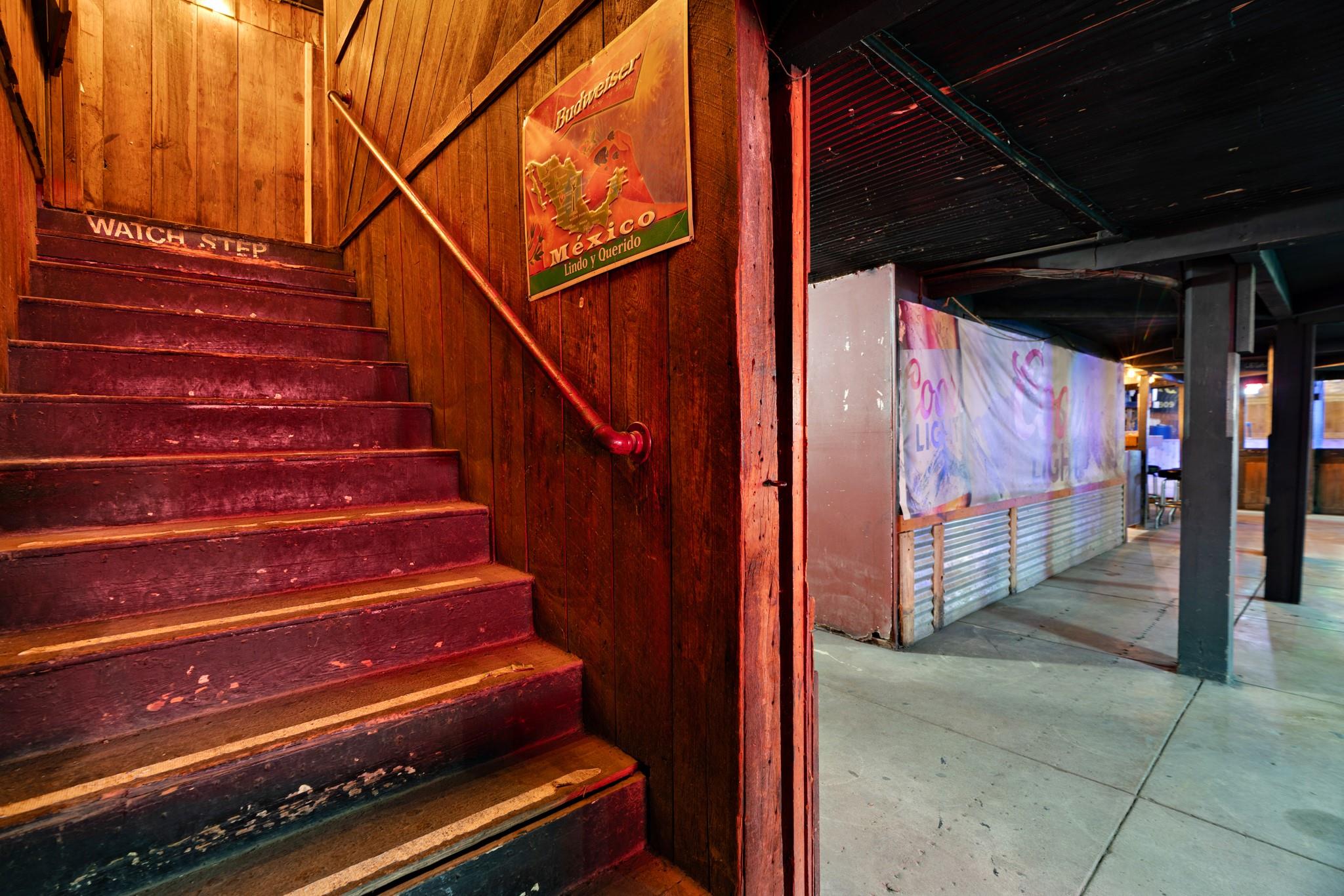 main property photo 9