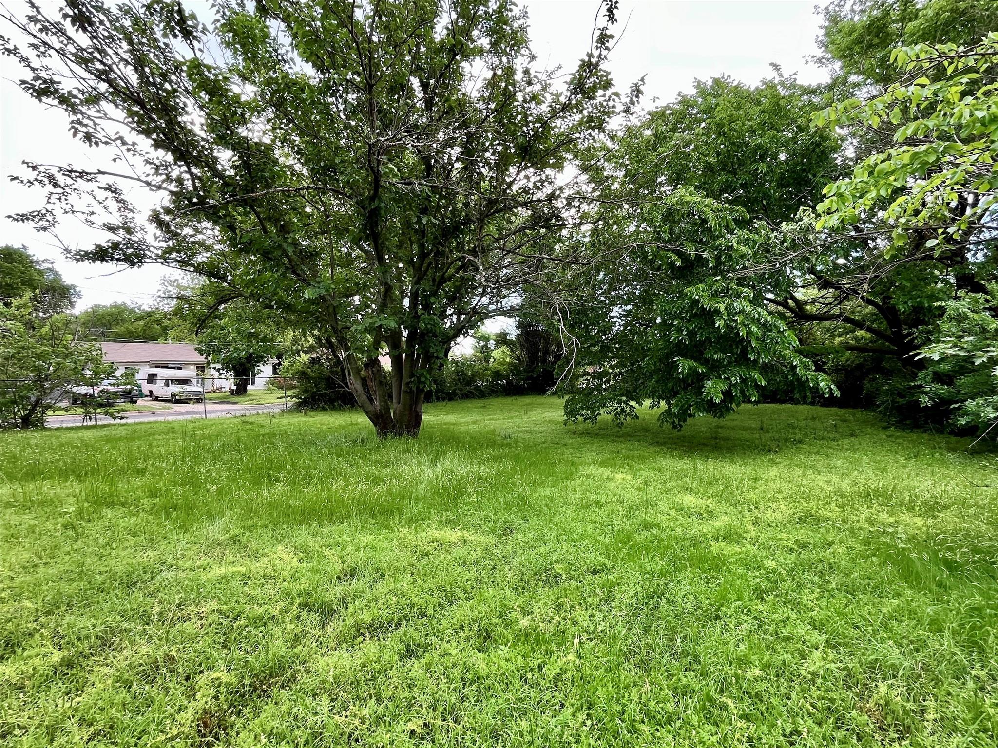 main property photo 11