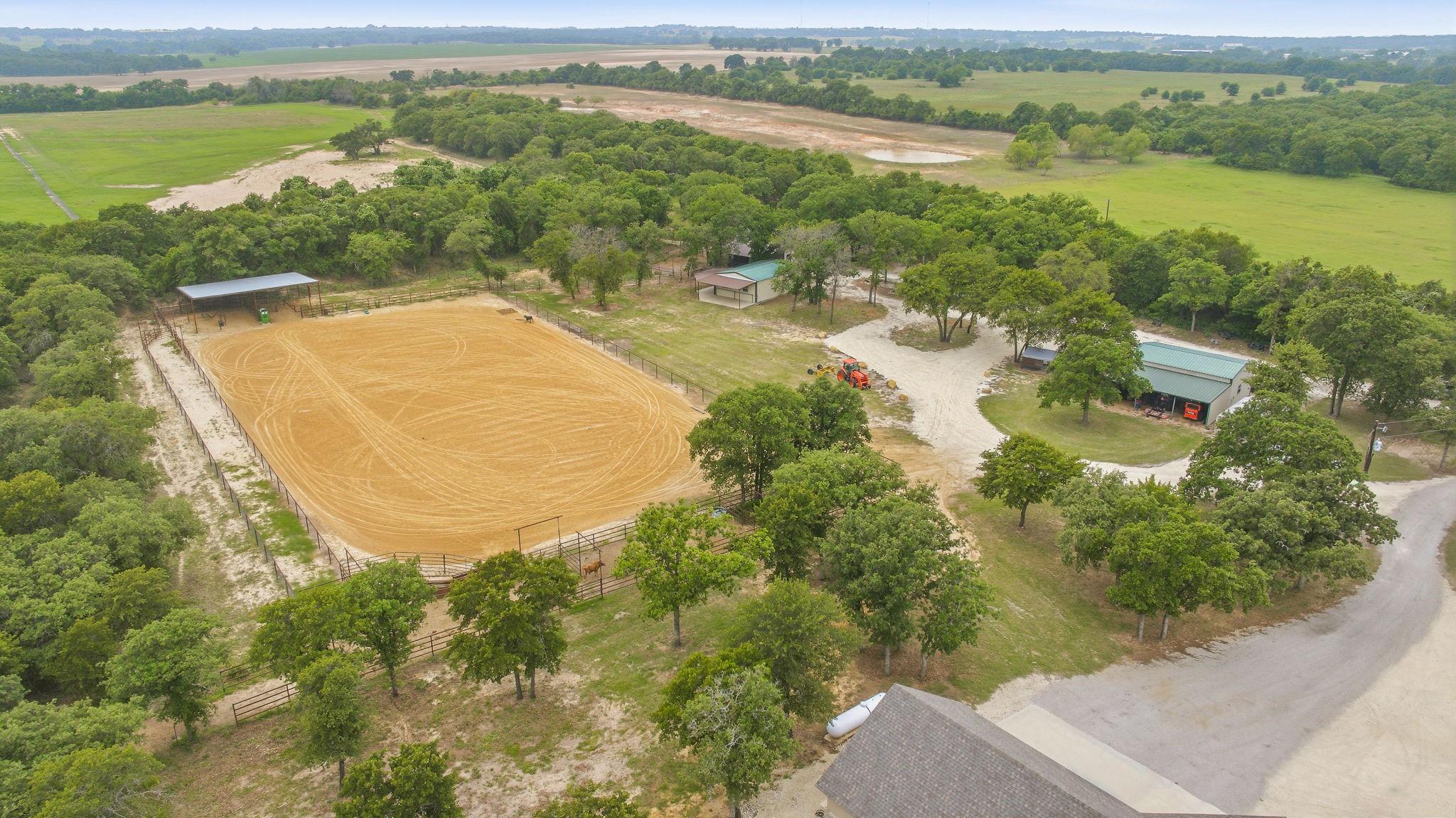 main property photo 33