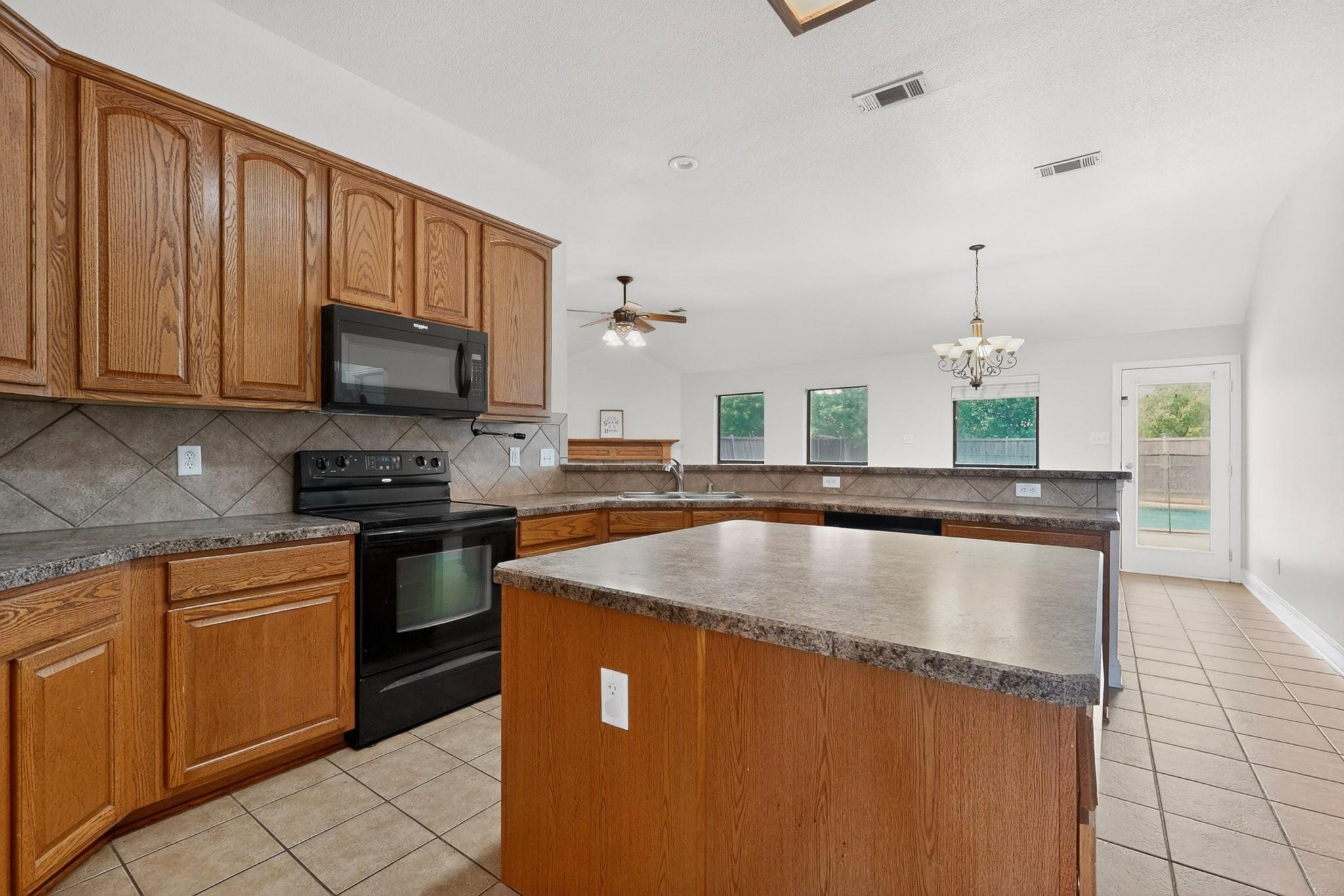 property viewer photo 9