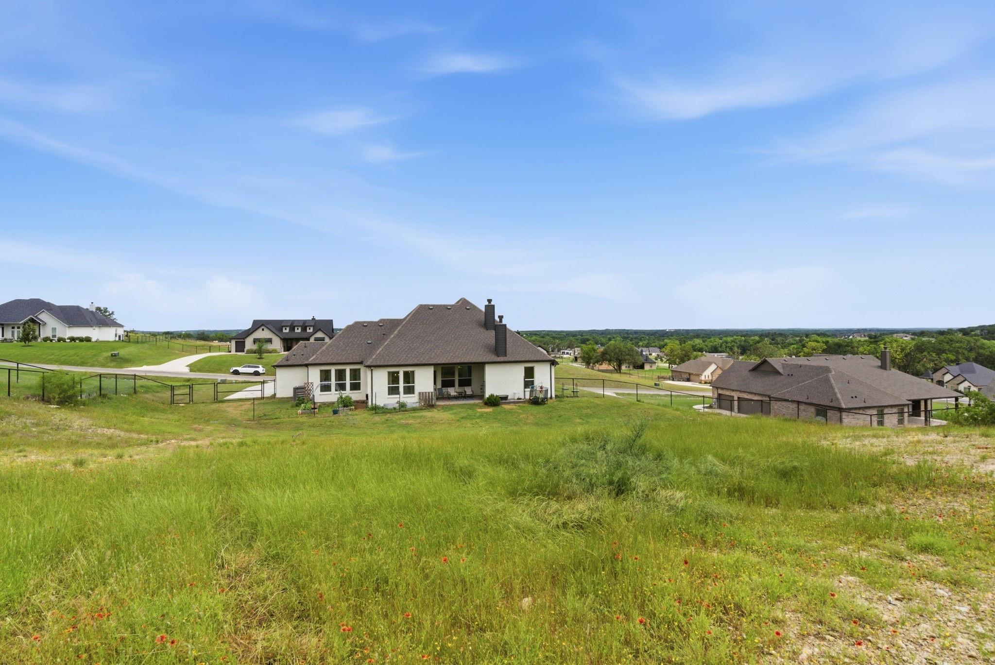 main property photo 34