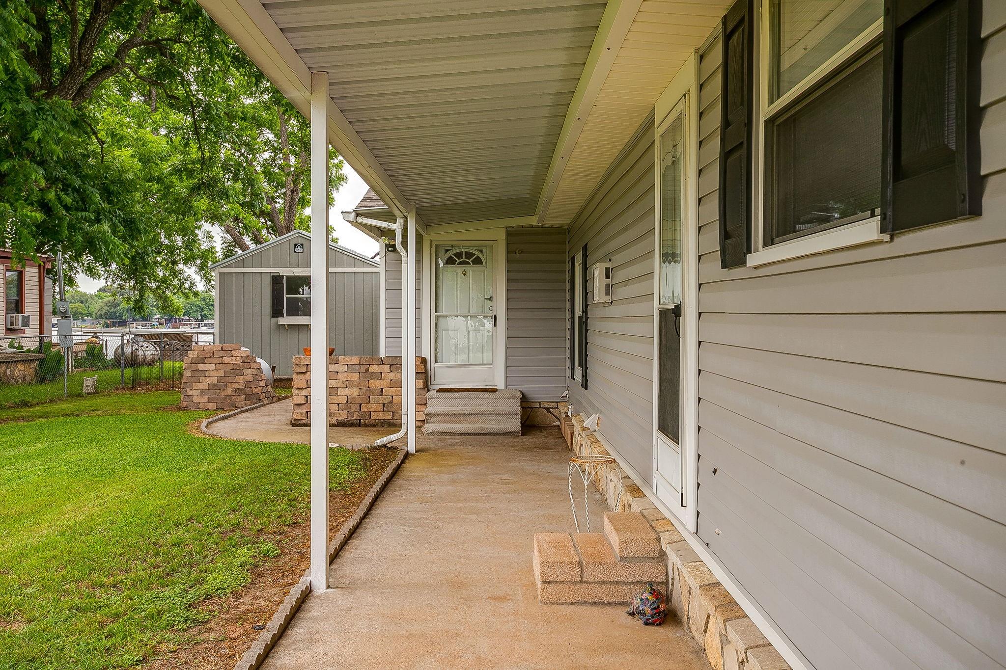 main property photo 16
