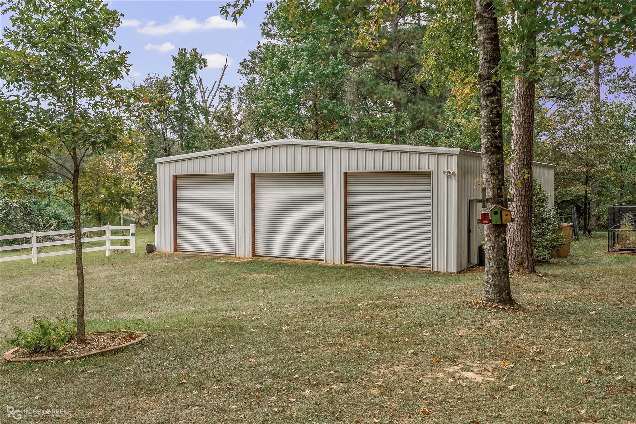 main property photo 35