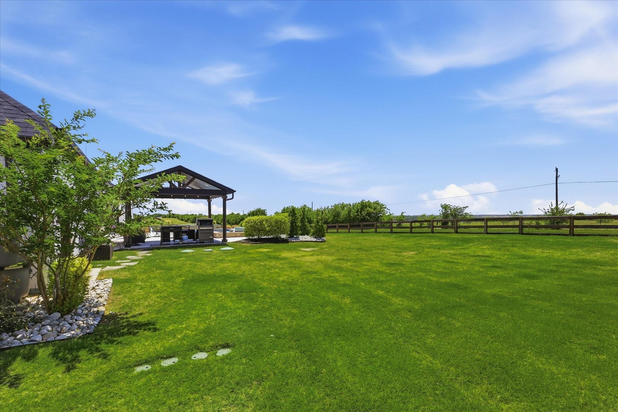 main property photo 39