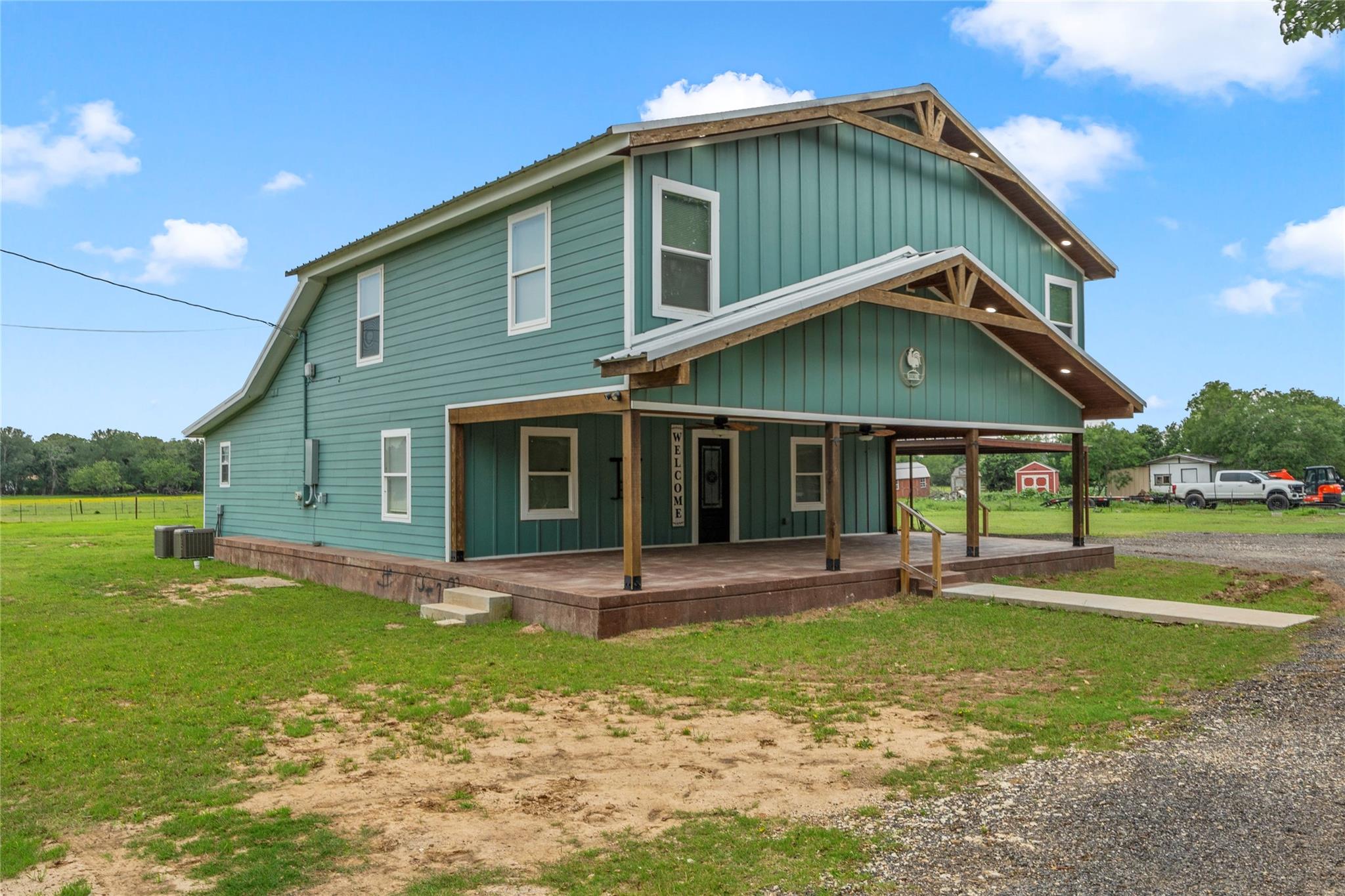 main property photo 4