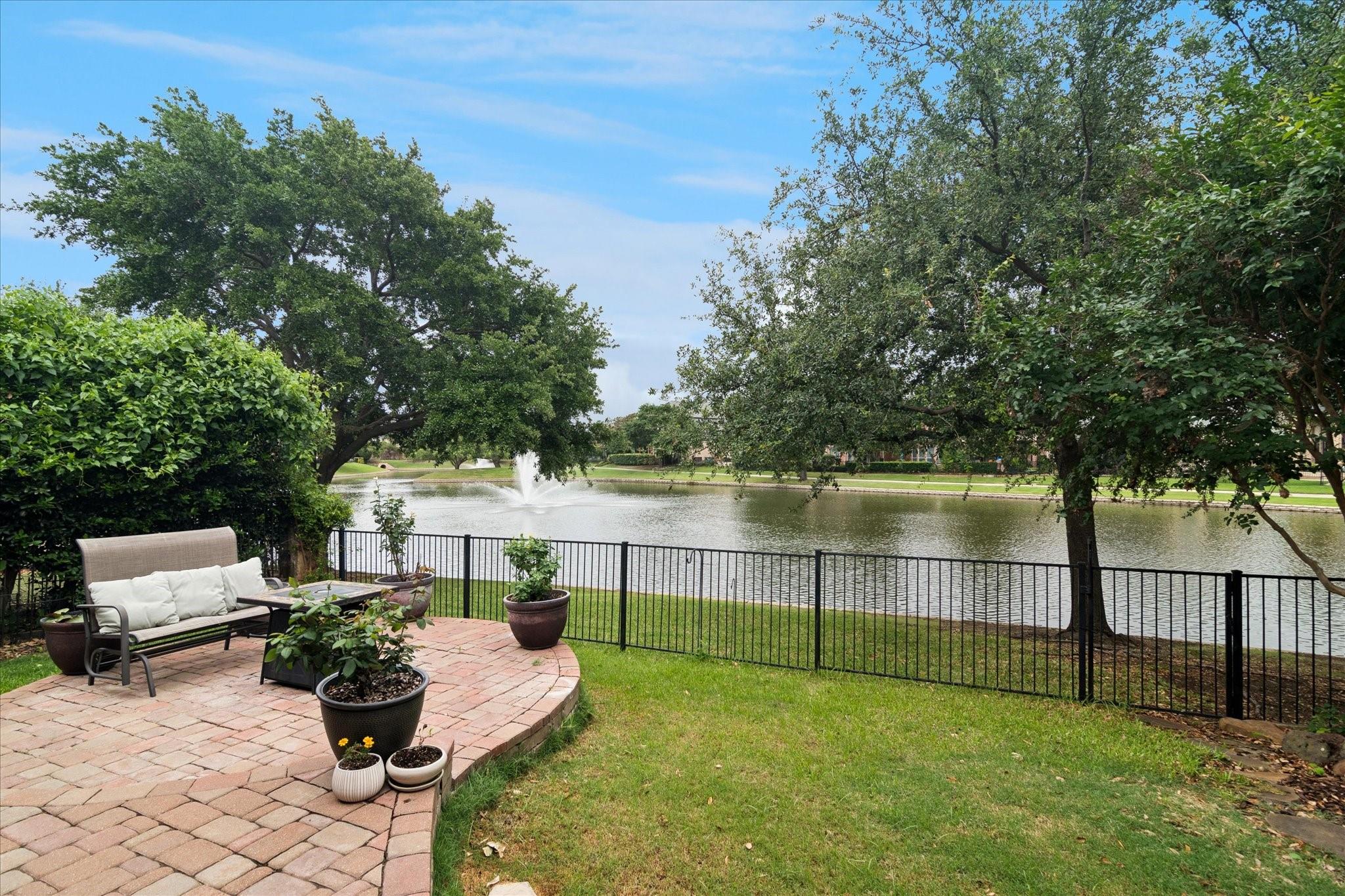 main property photo 23
