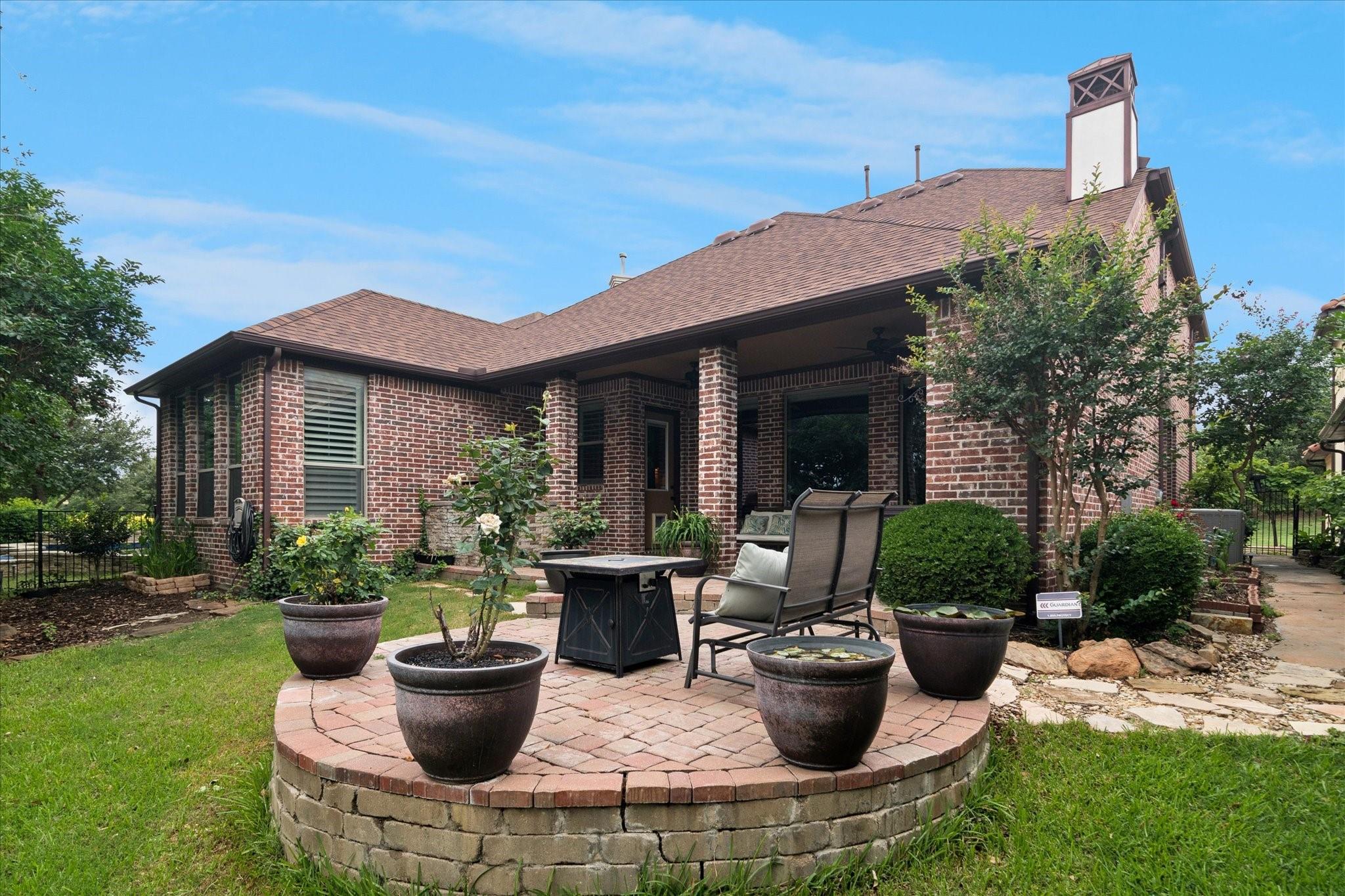 main property photo 24