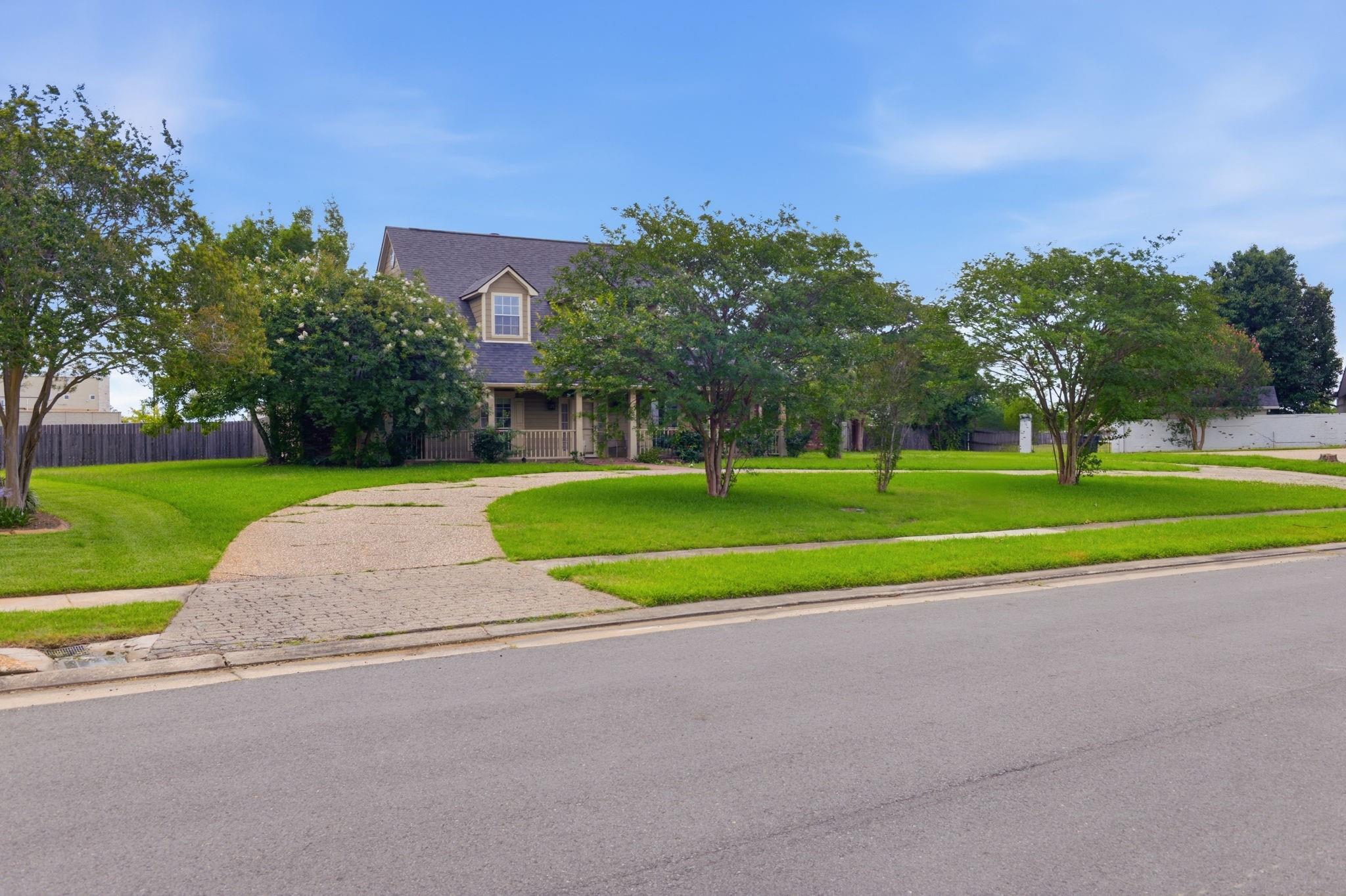 main property photo 1