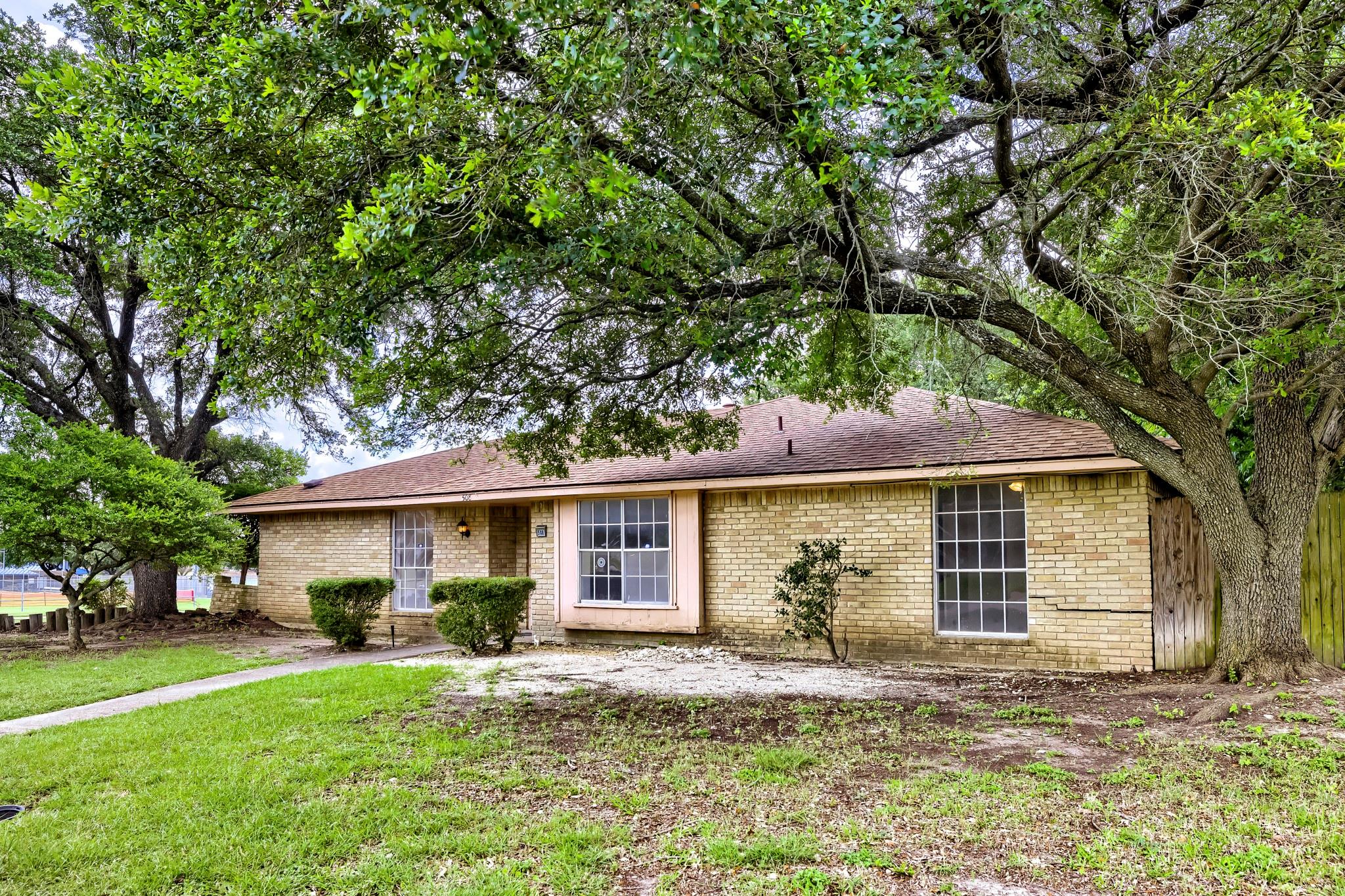 main property photo 1
