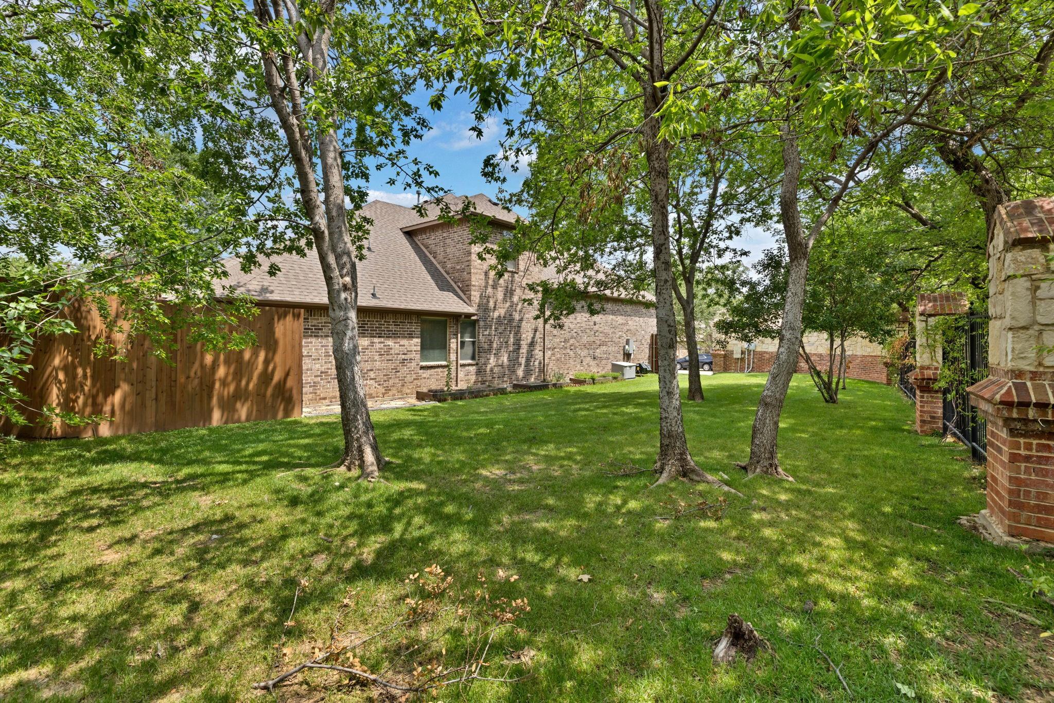main property photo 31