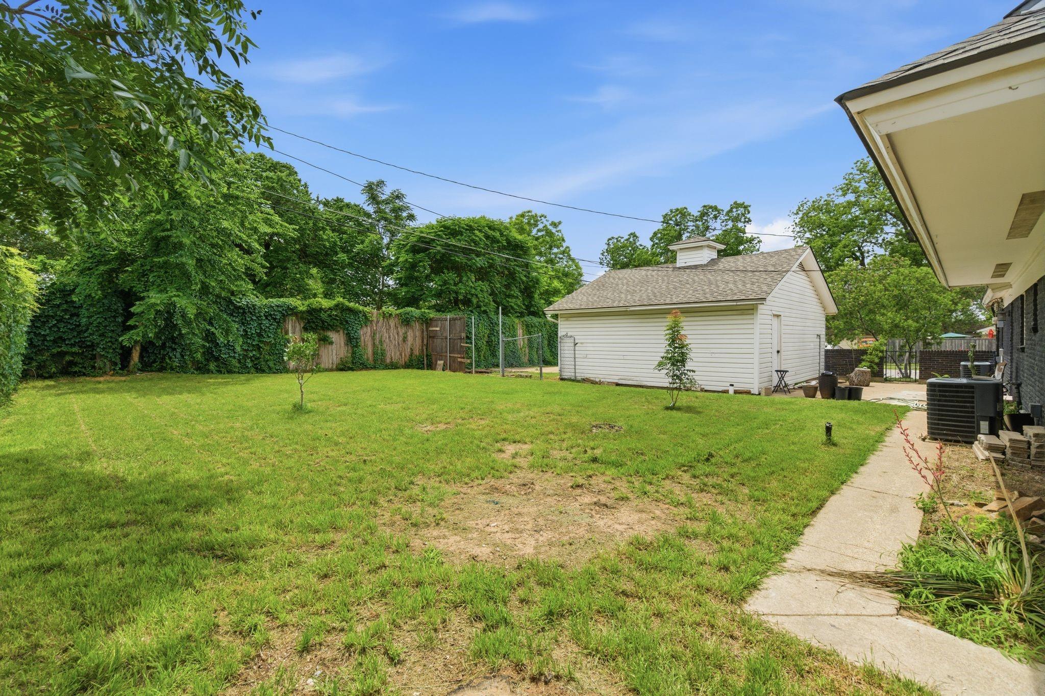 main property photo 26