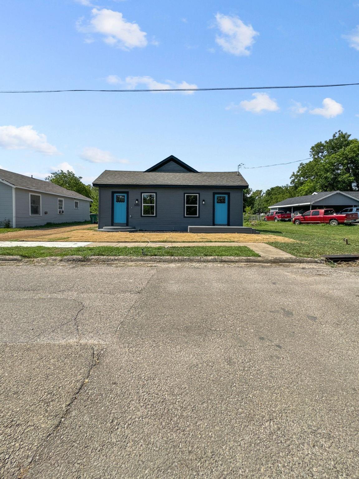 main property photo 12