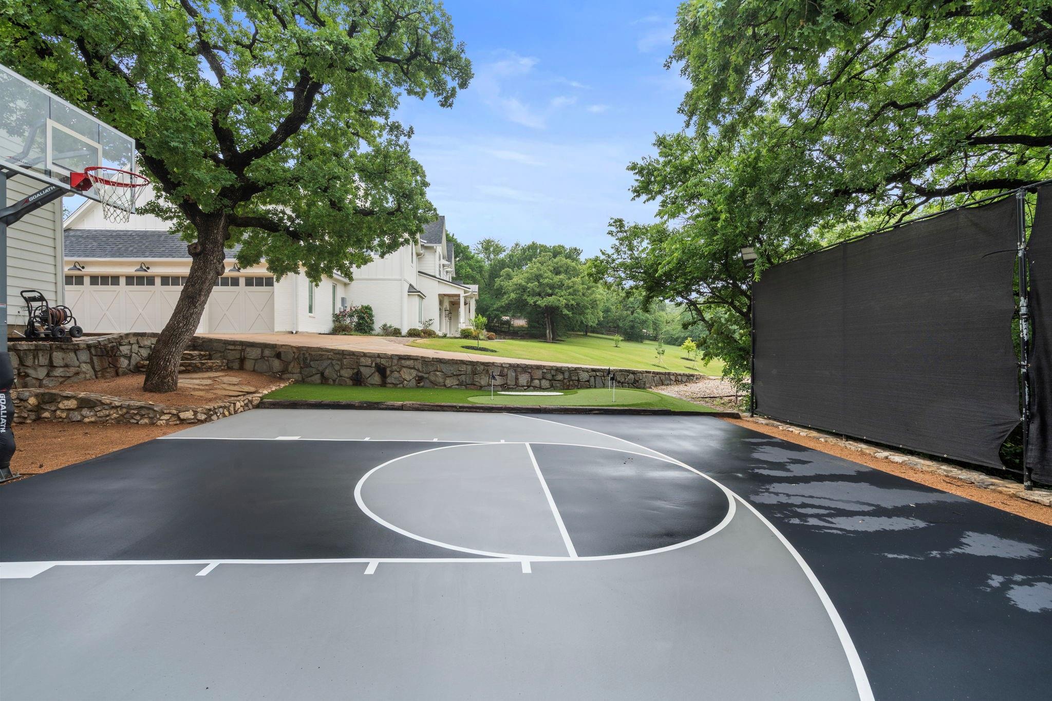 main property photo 4
