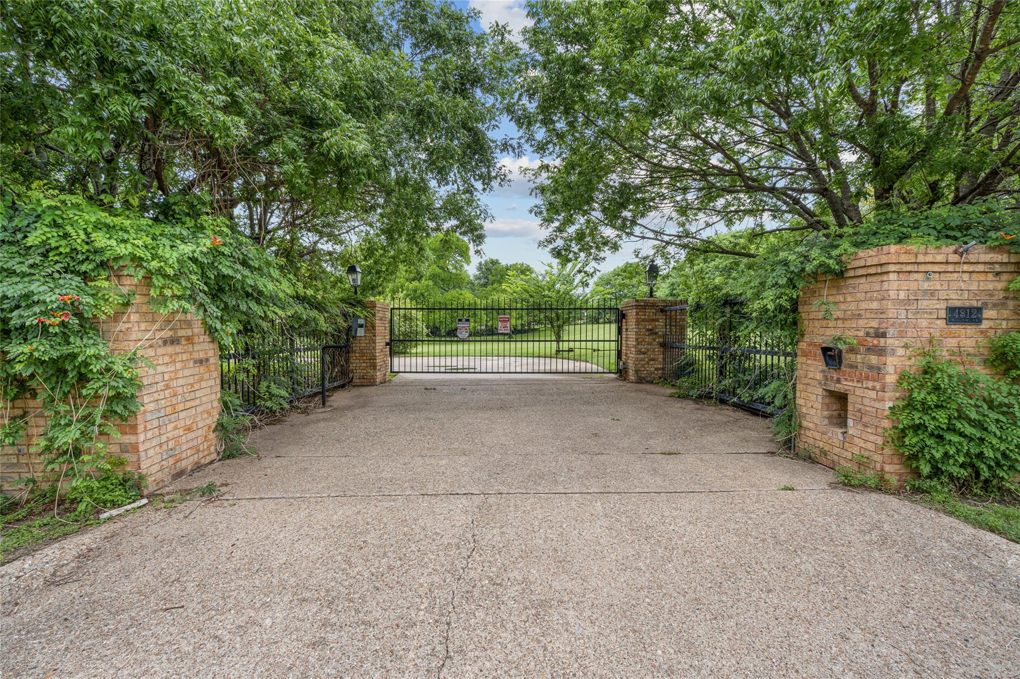 main property photo 26