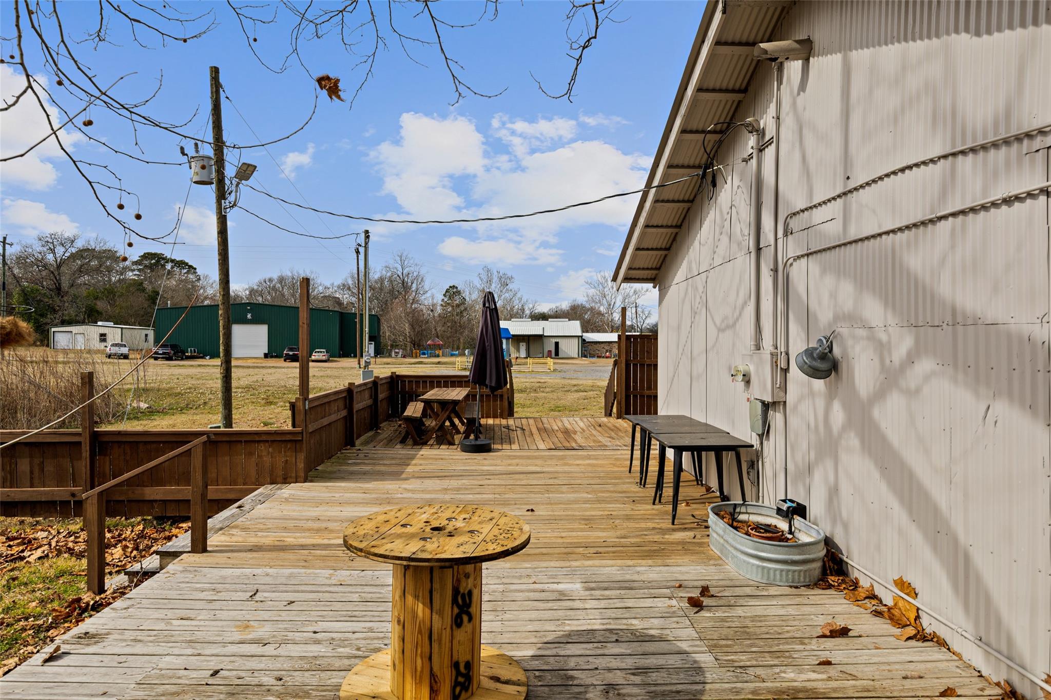 main property photo 35