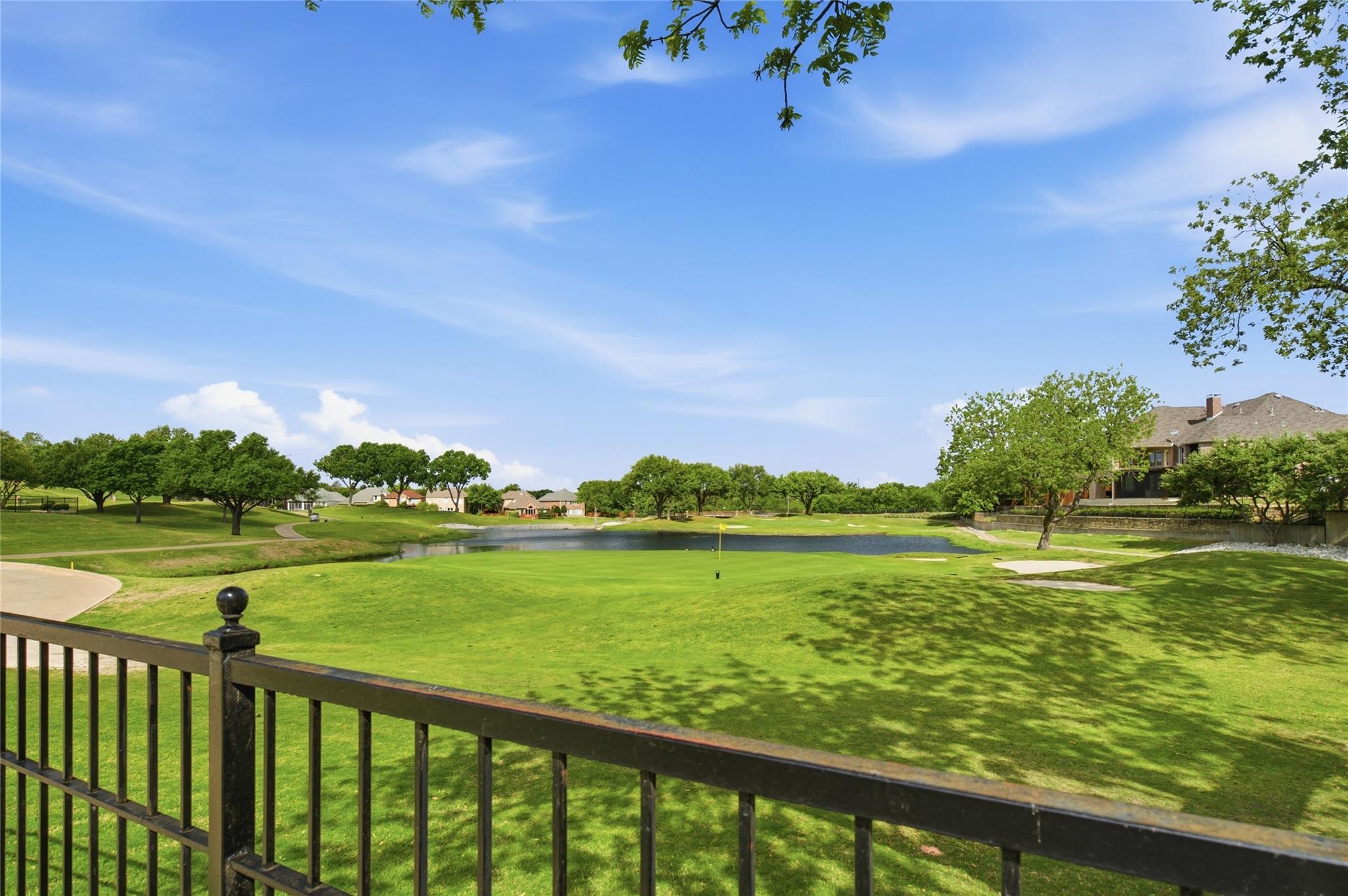 main property photo 28