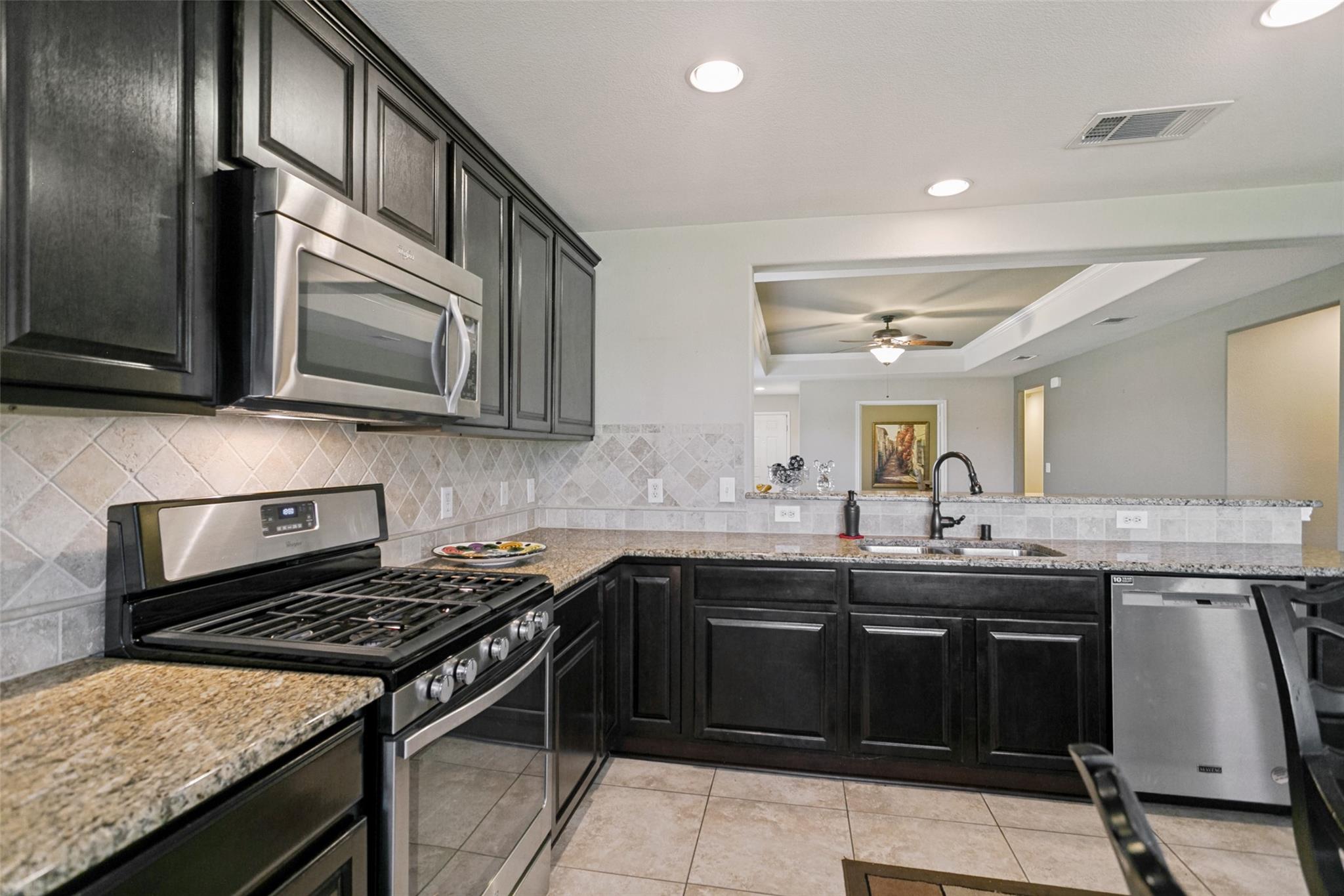 property viewer photo 12