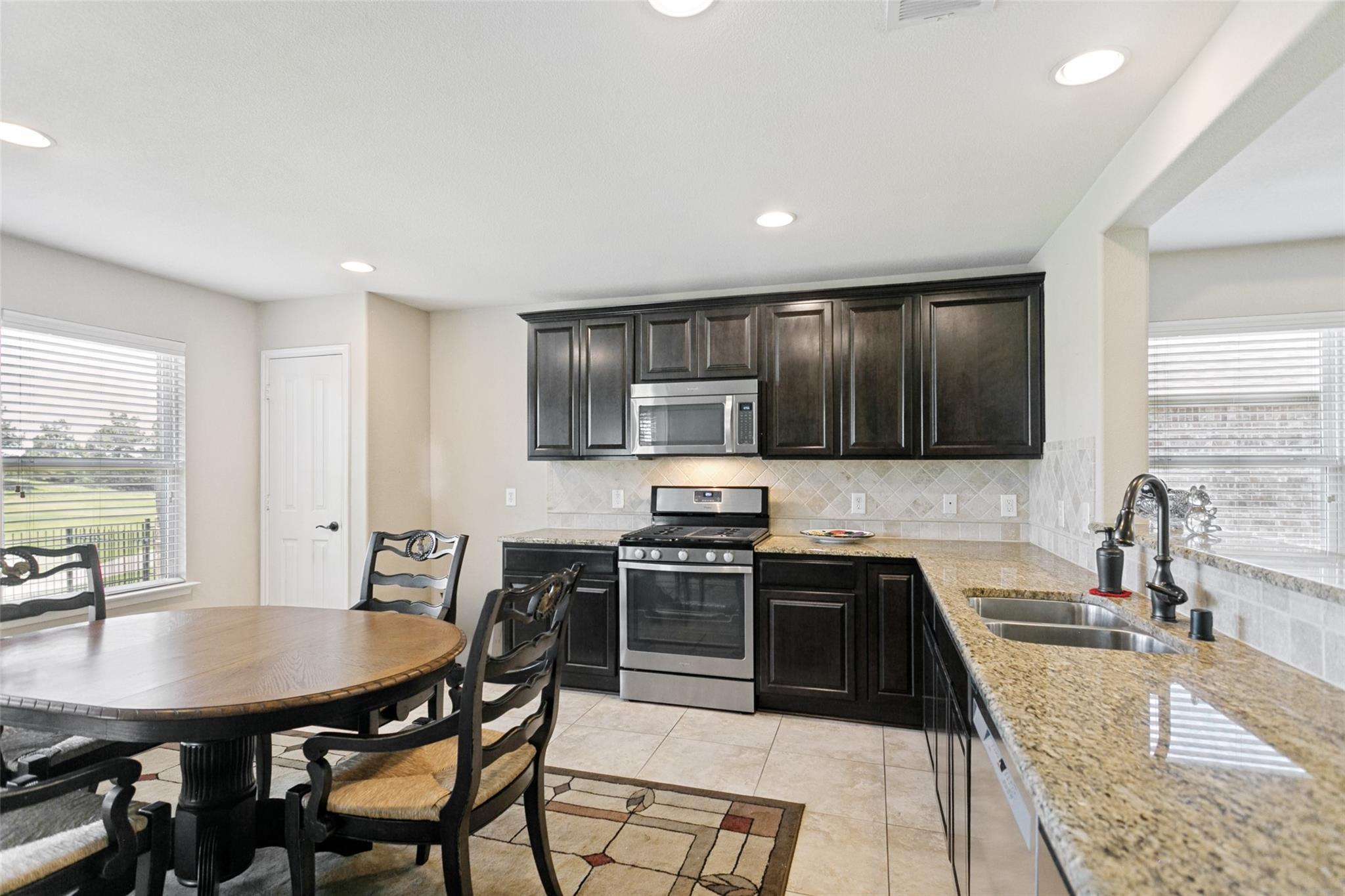 property viewer photo 13