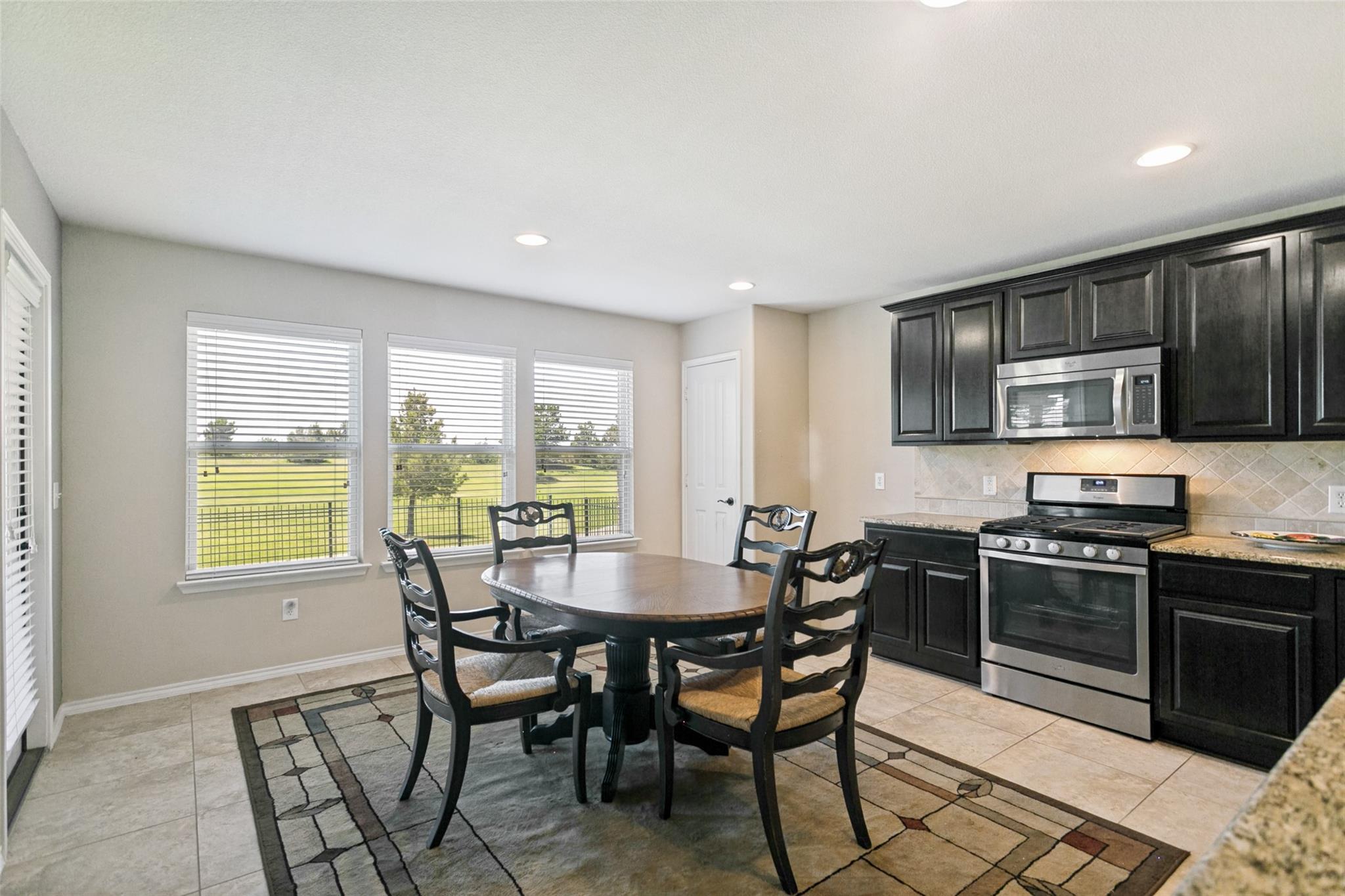property viewer photo 9