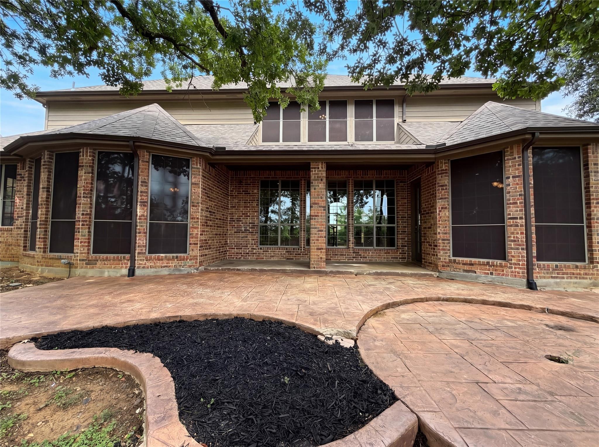 main property photo 27