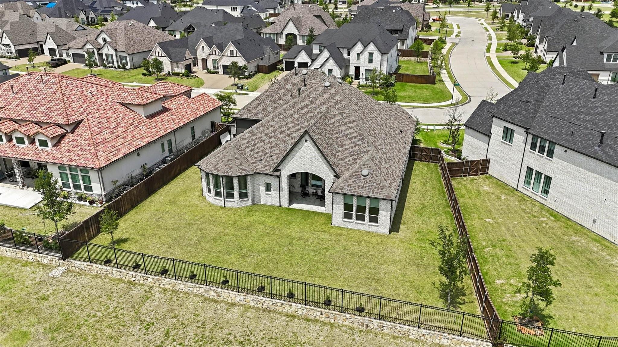 main property photo 39