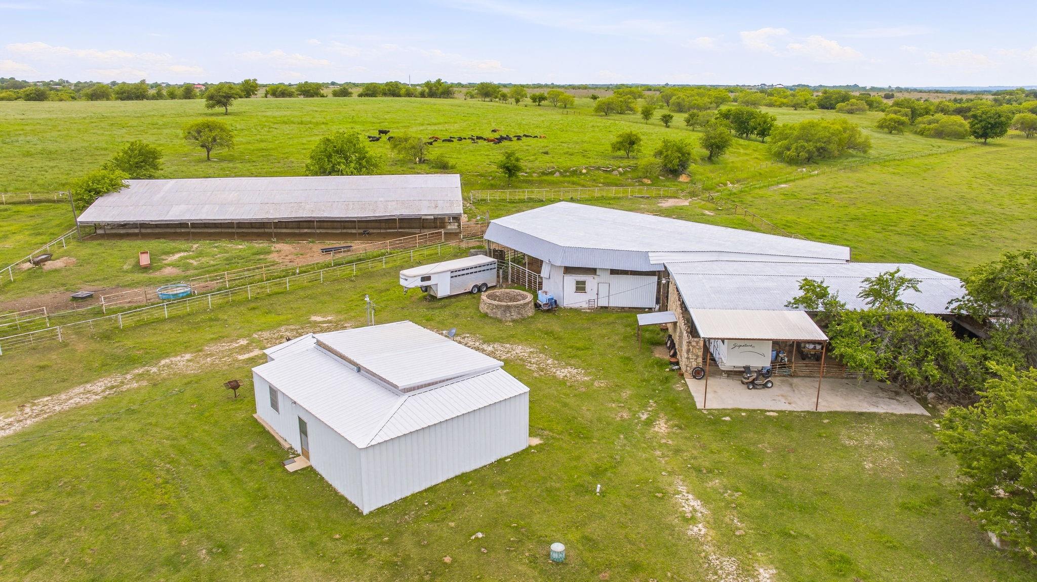 main property photo 33