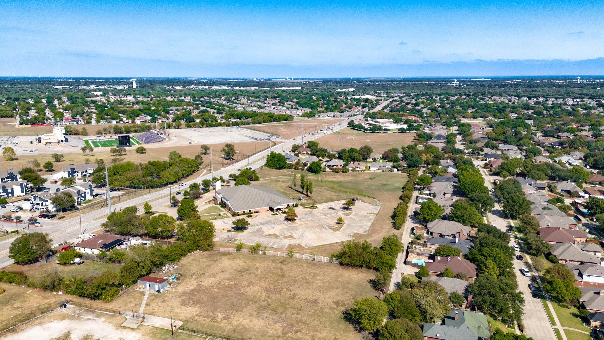 main property photo 35