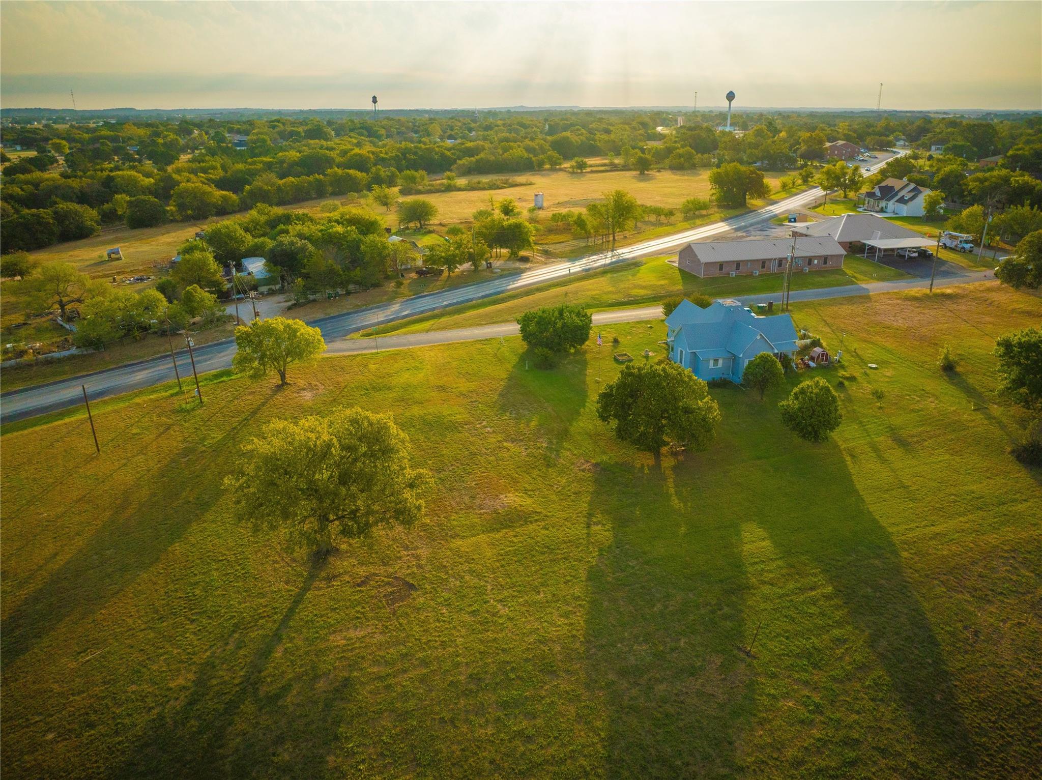 main property photo 16