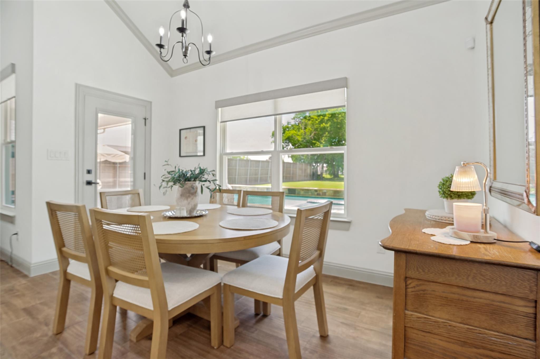 property viewer photo 19
