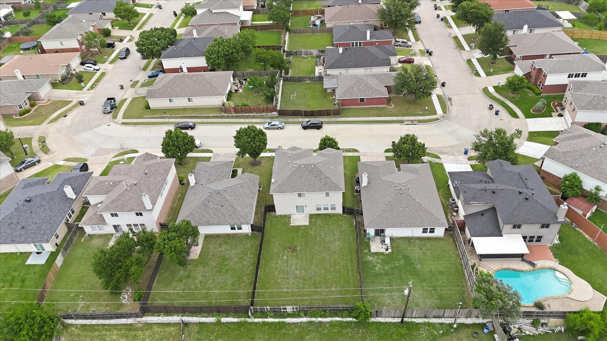 main property photo 35