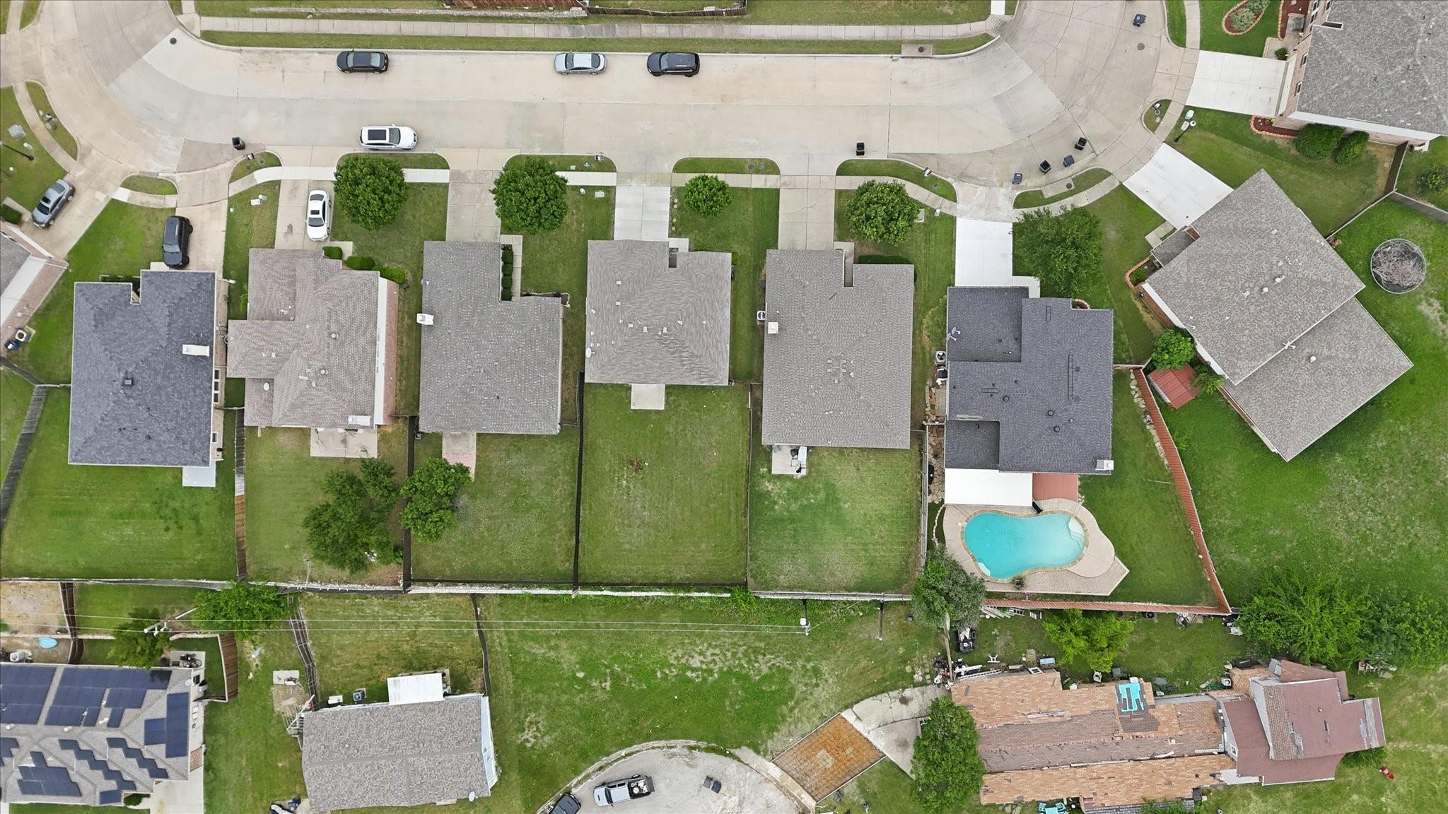 main property photo 37
