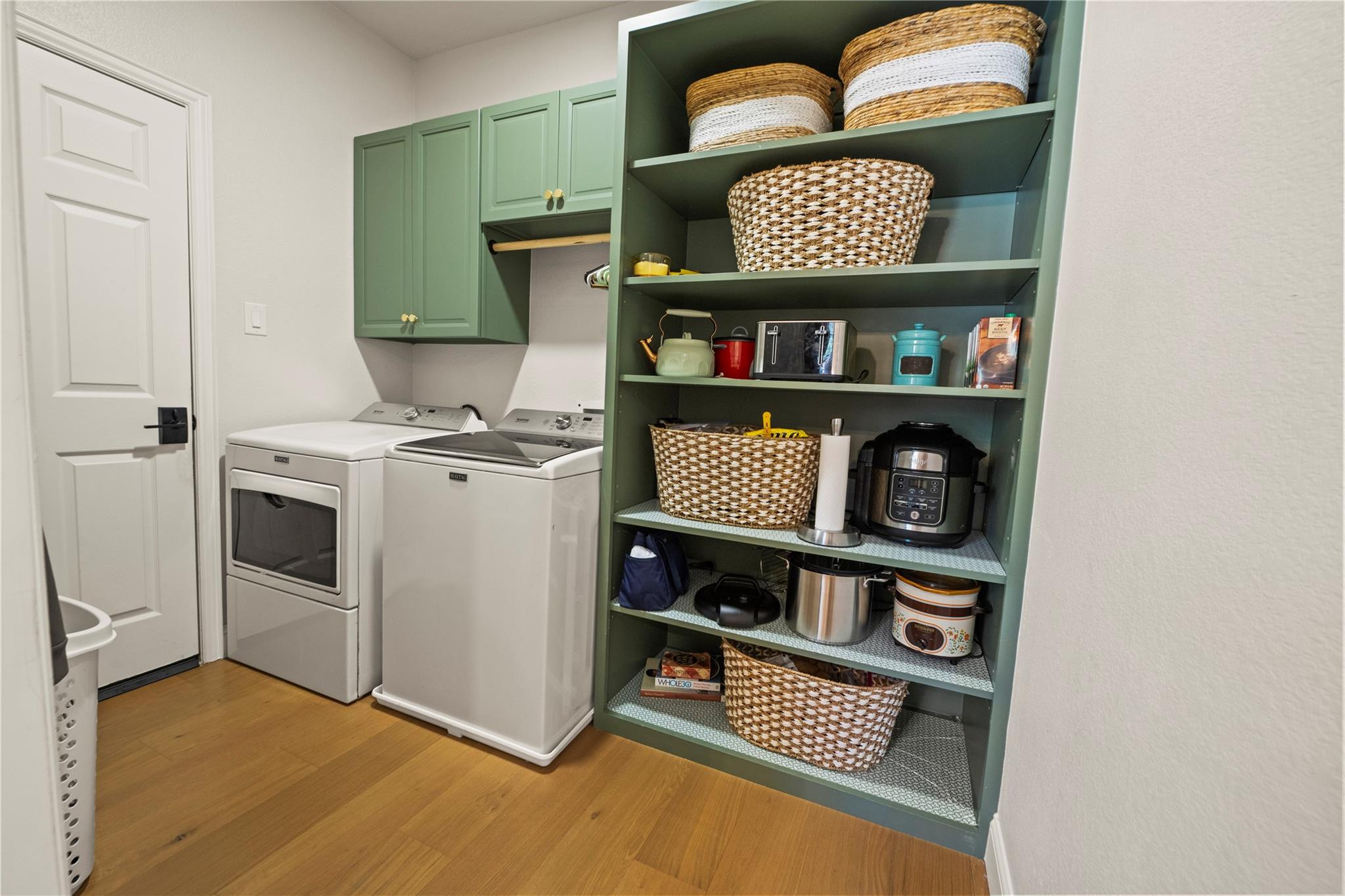 main property photo 16