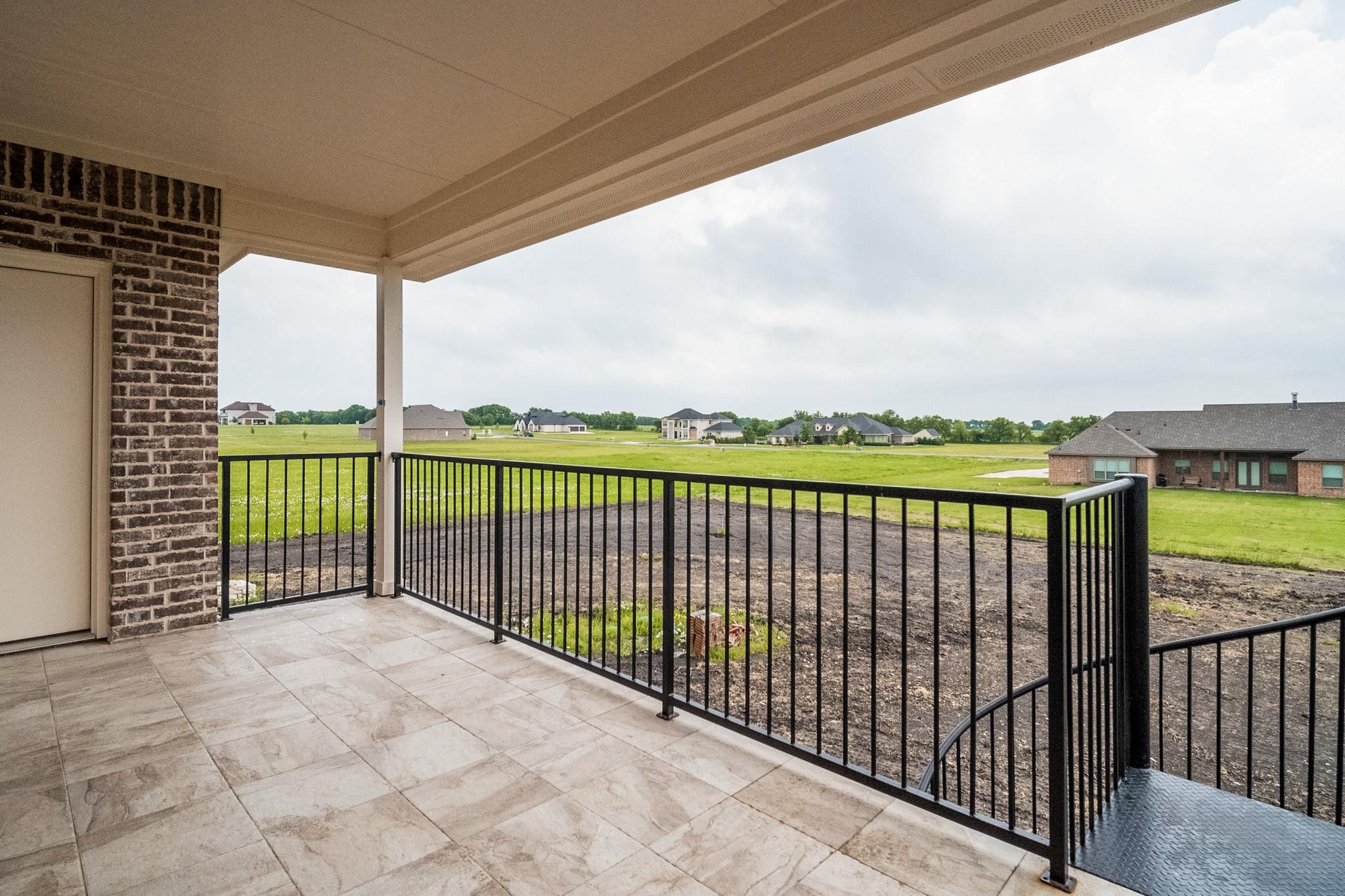 main property photo 31