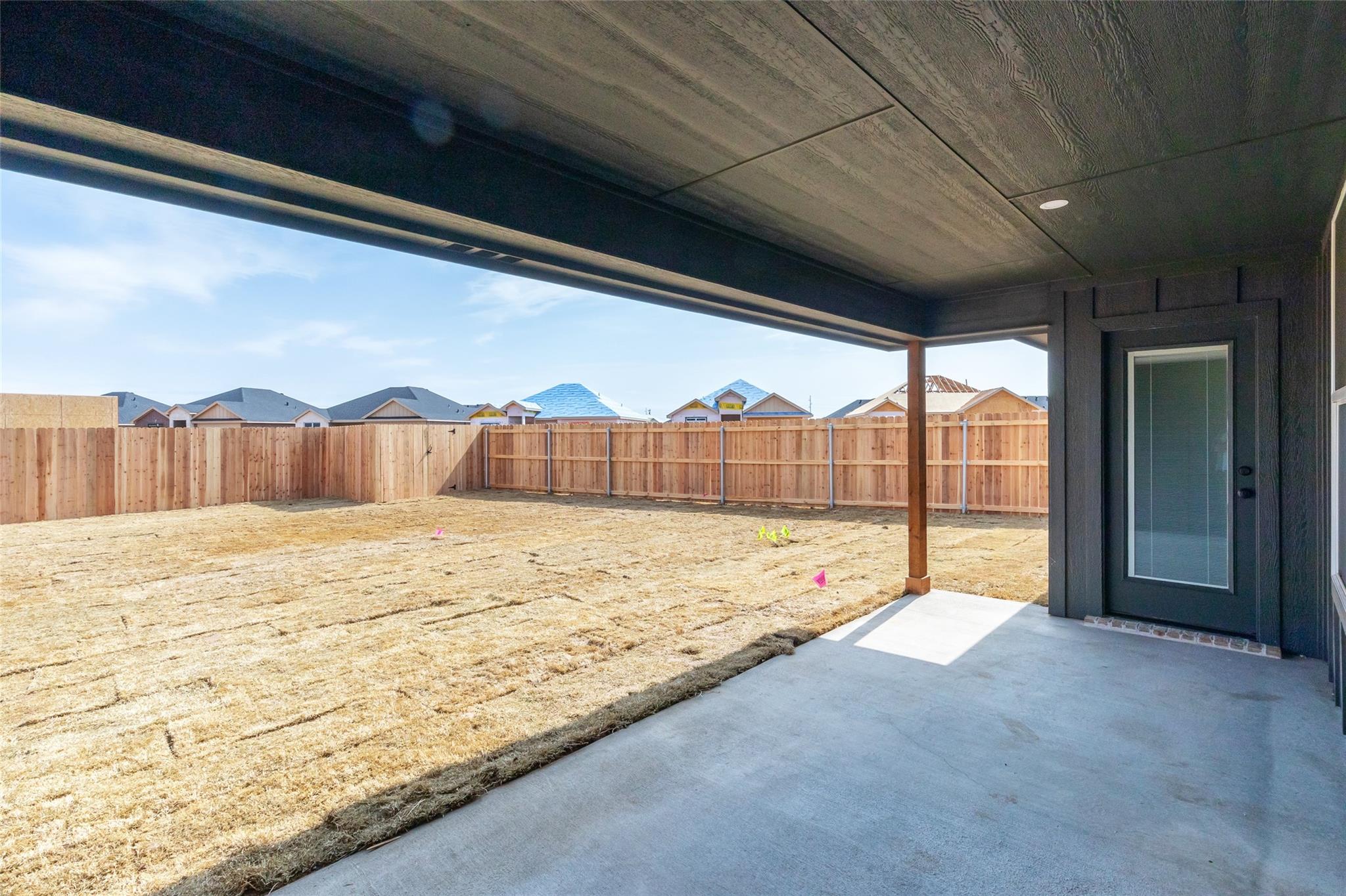 main property photo 27
