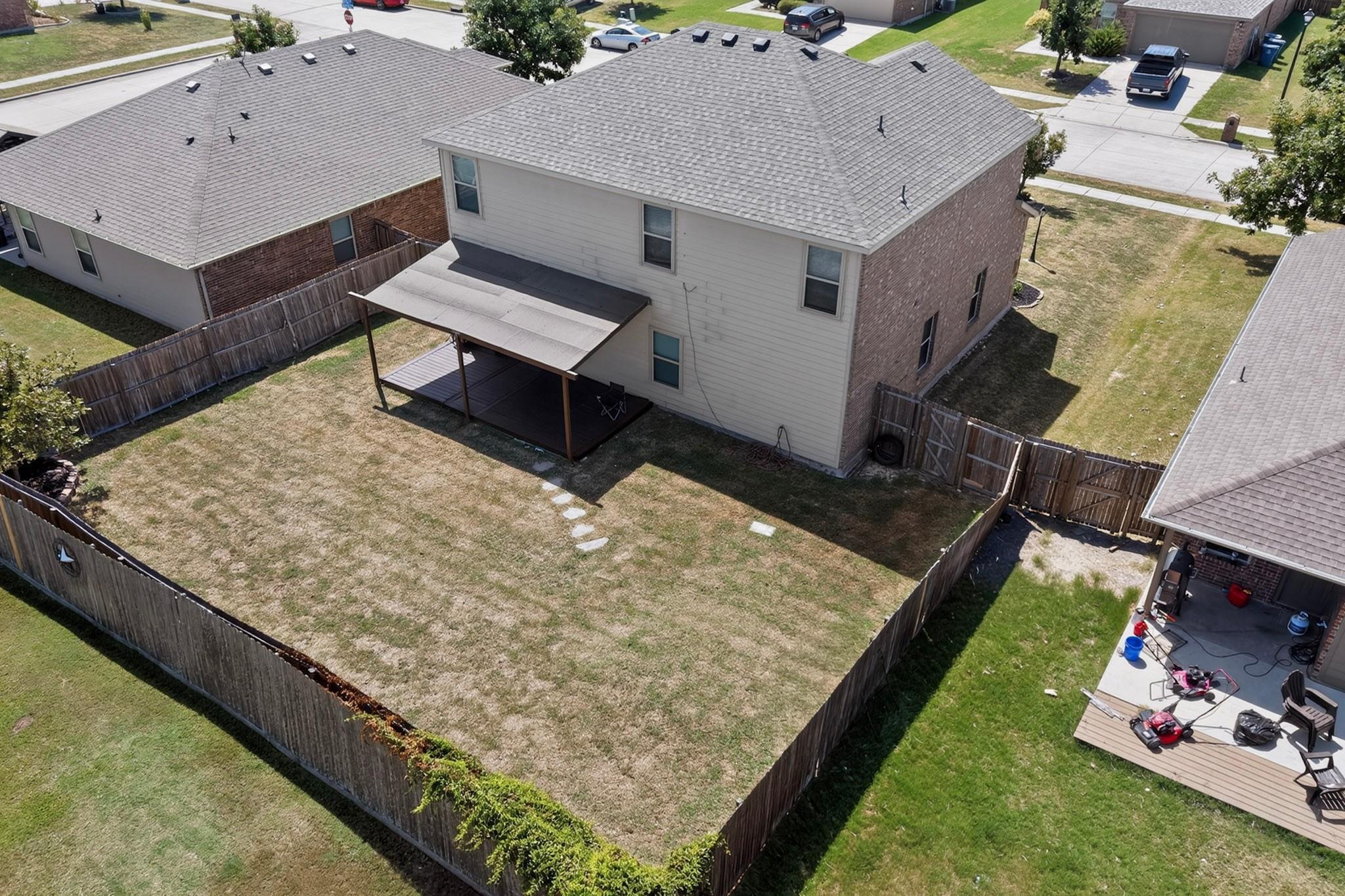 main property photo 37