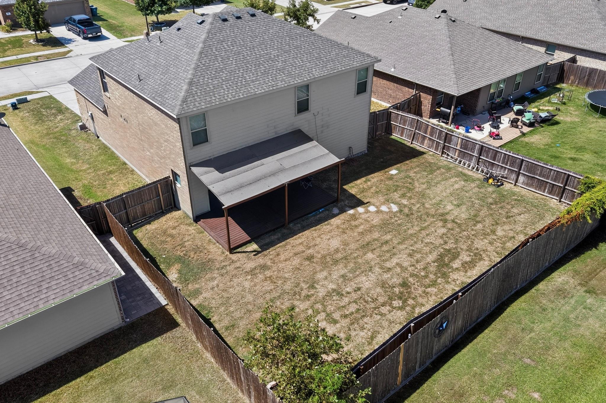 main property photo 39