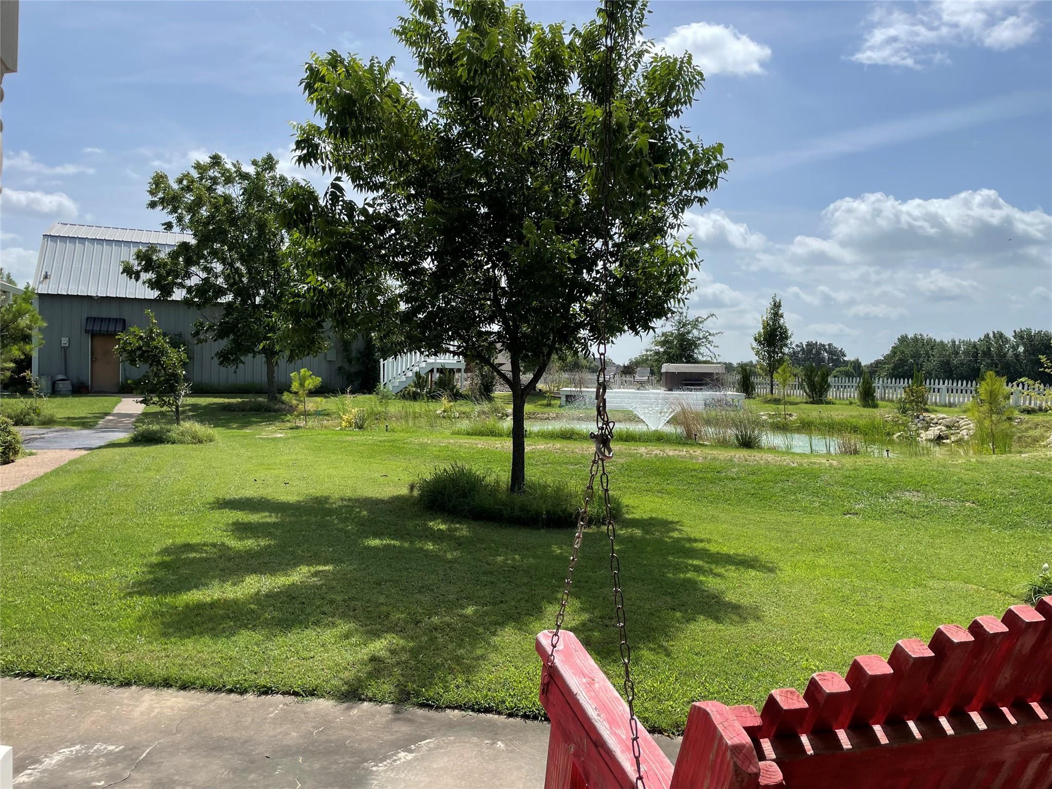 main property photo 25