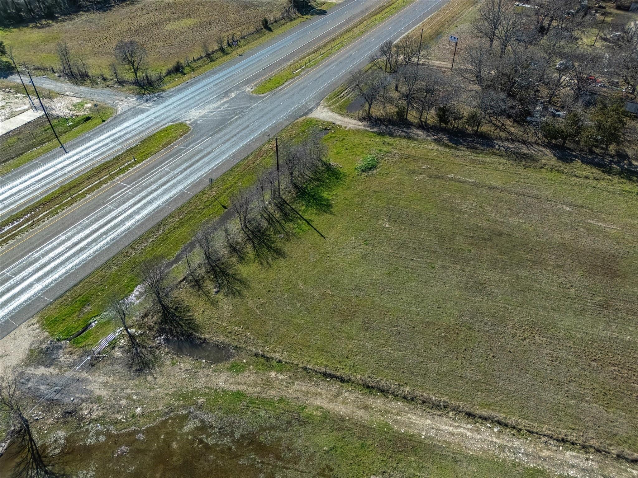 main property photo 17
