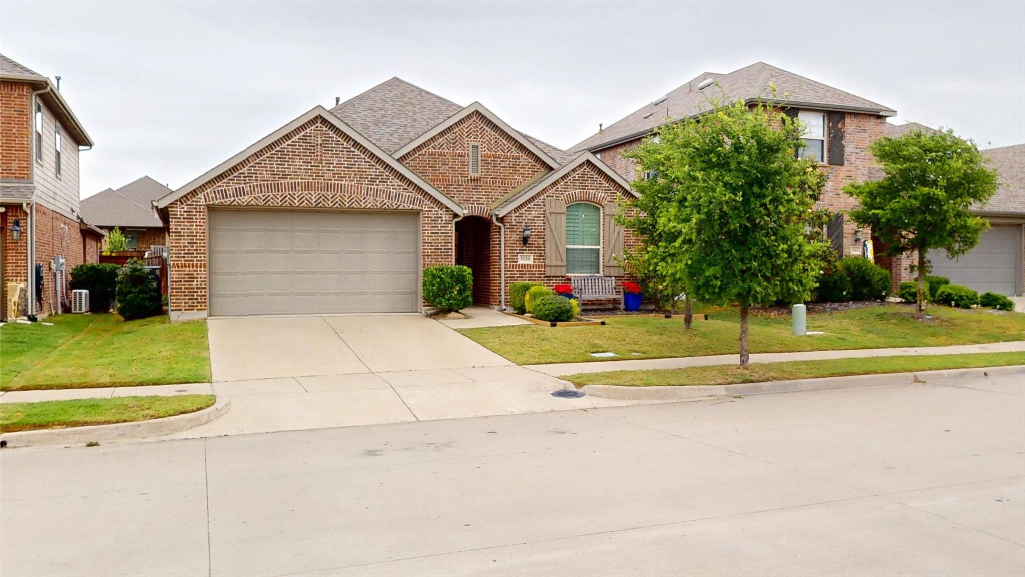 main property photo 2