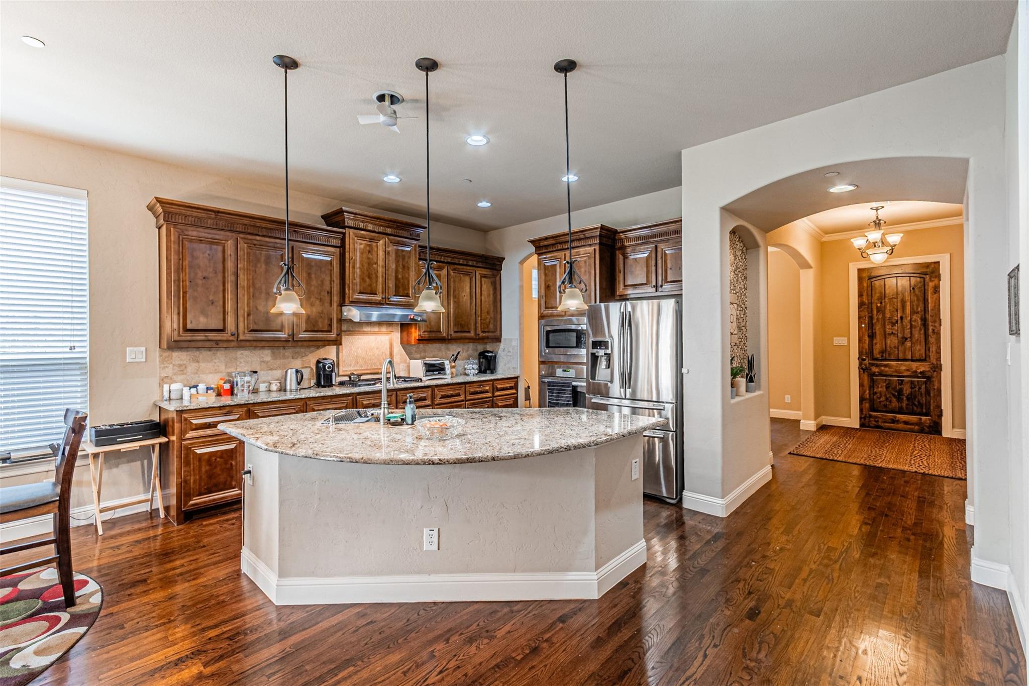 main property photo 3