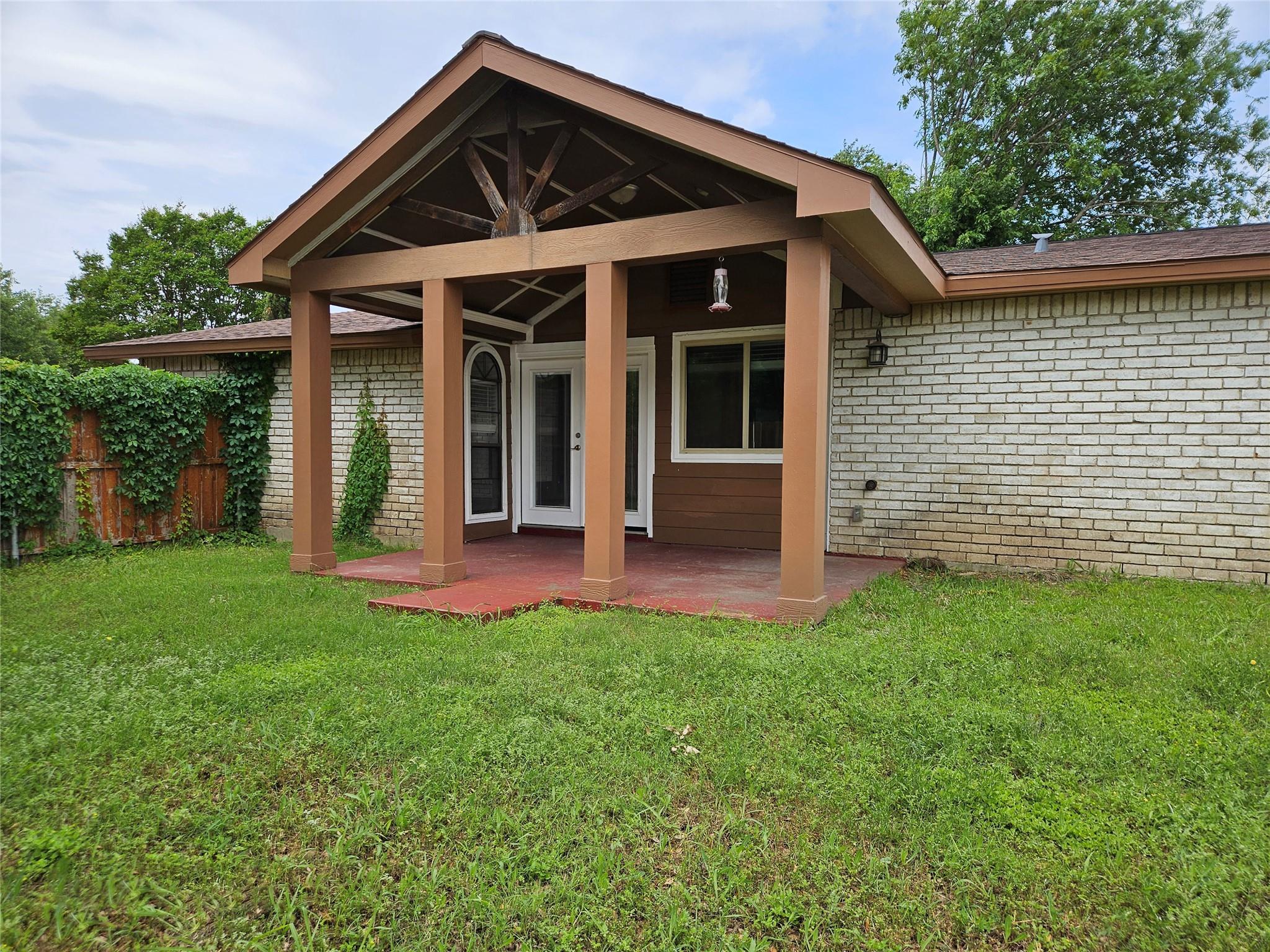 main property photo 2