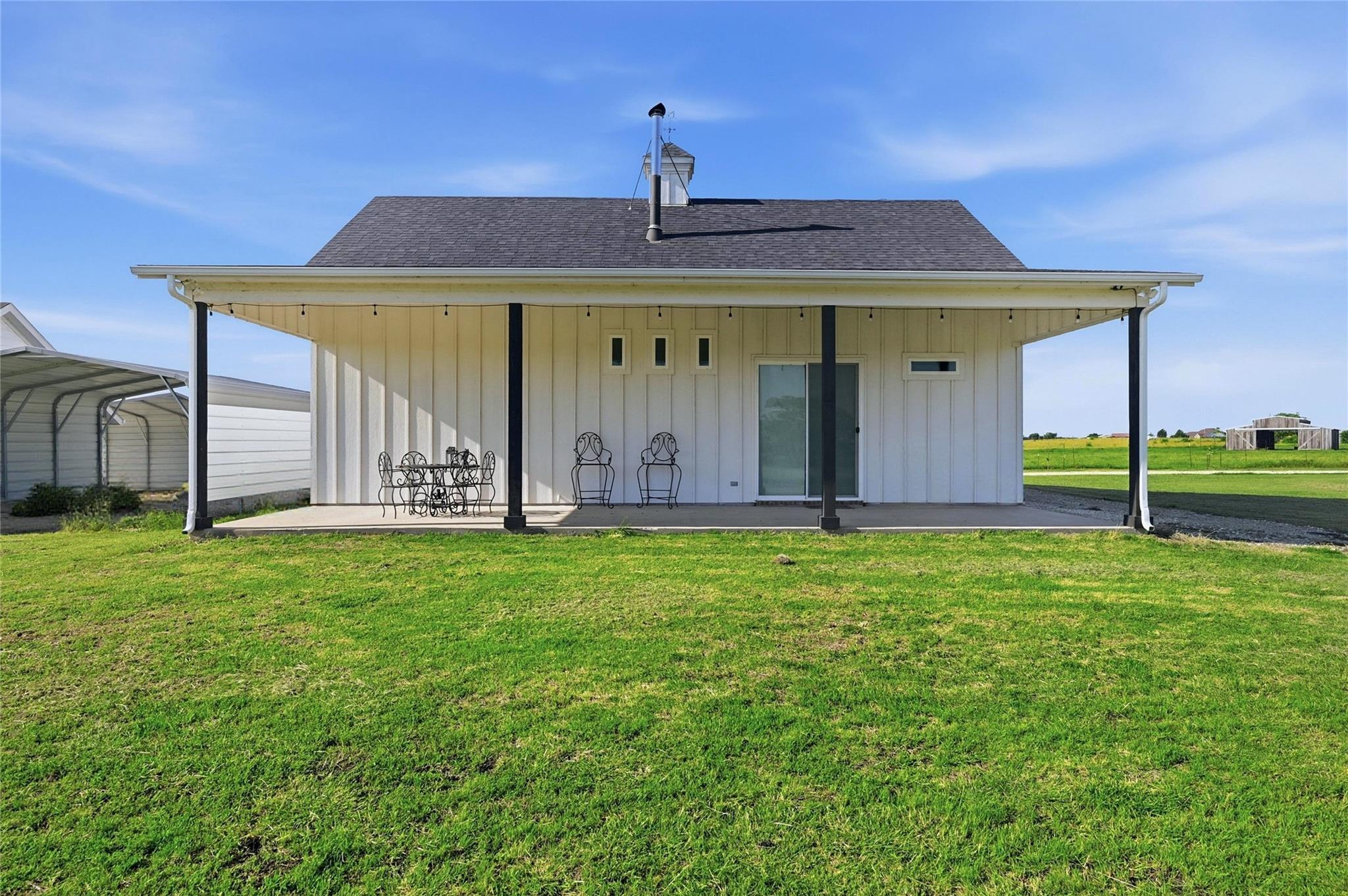 main property photo 29