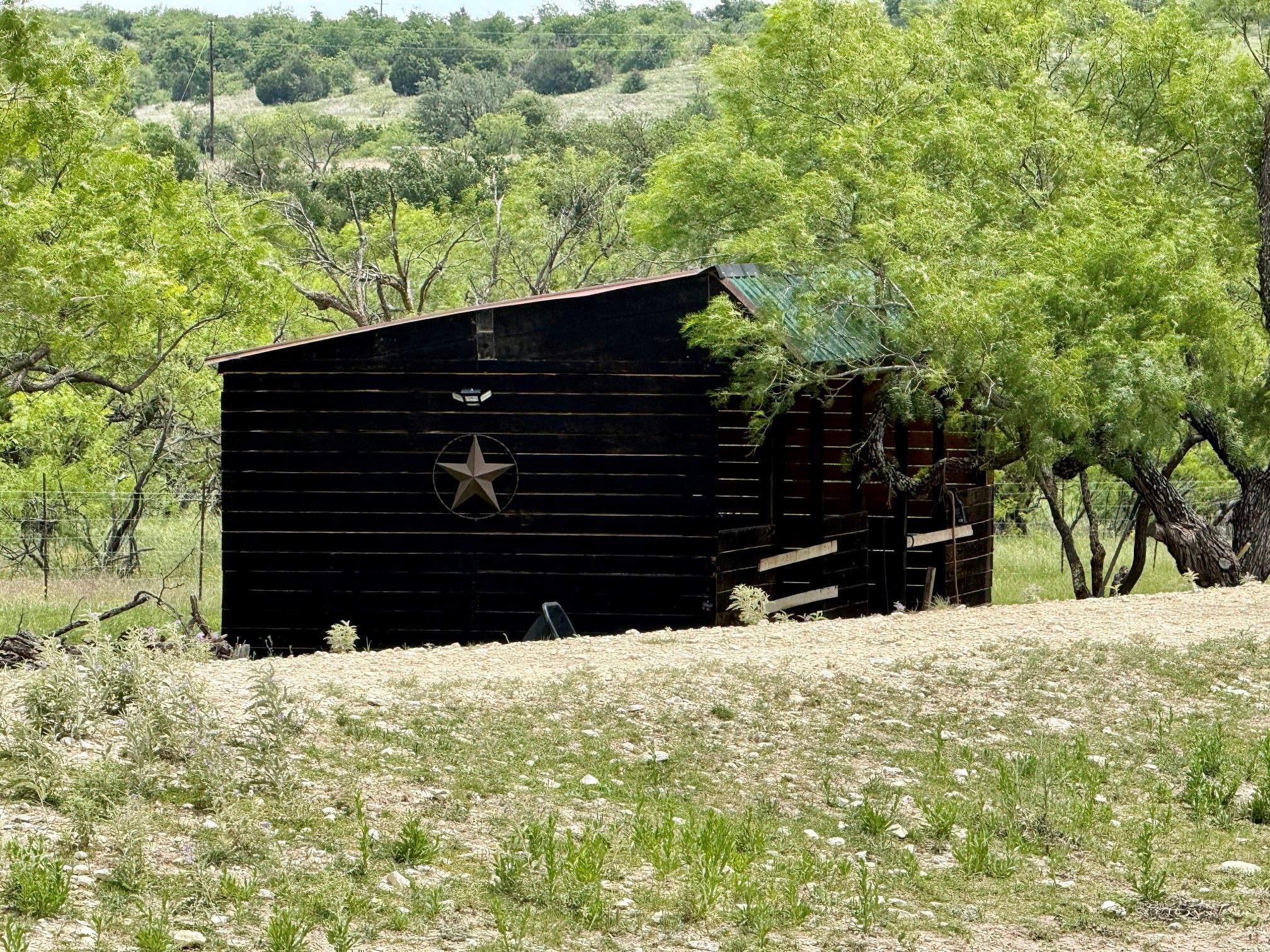 main property photo 12