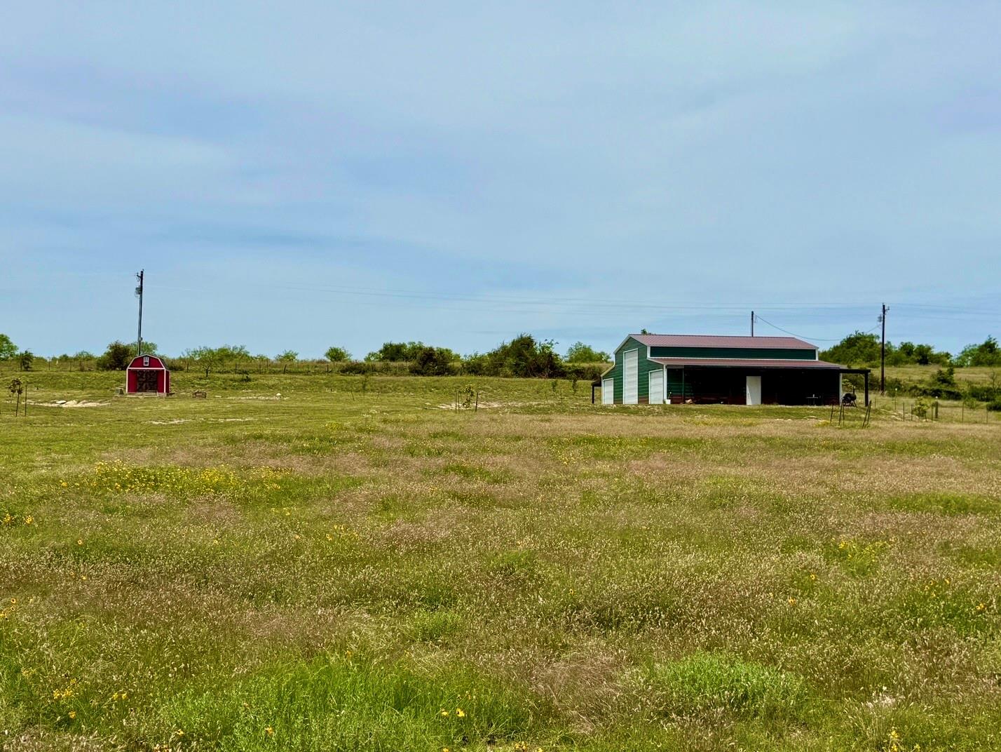 main property photo 23