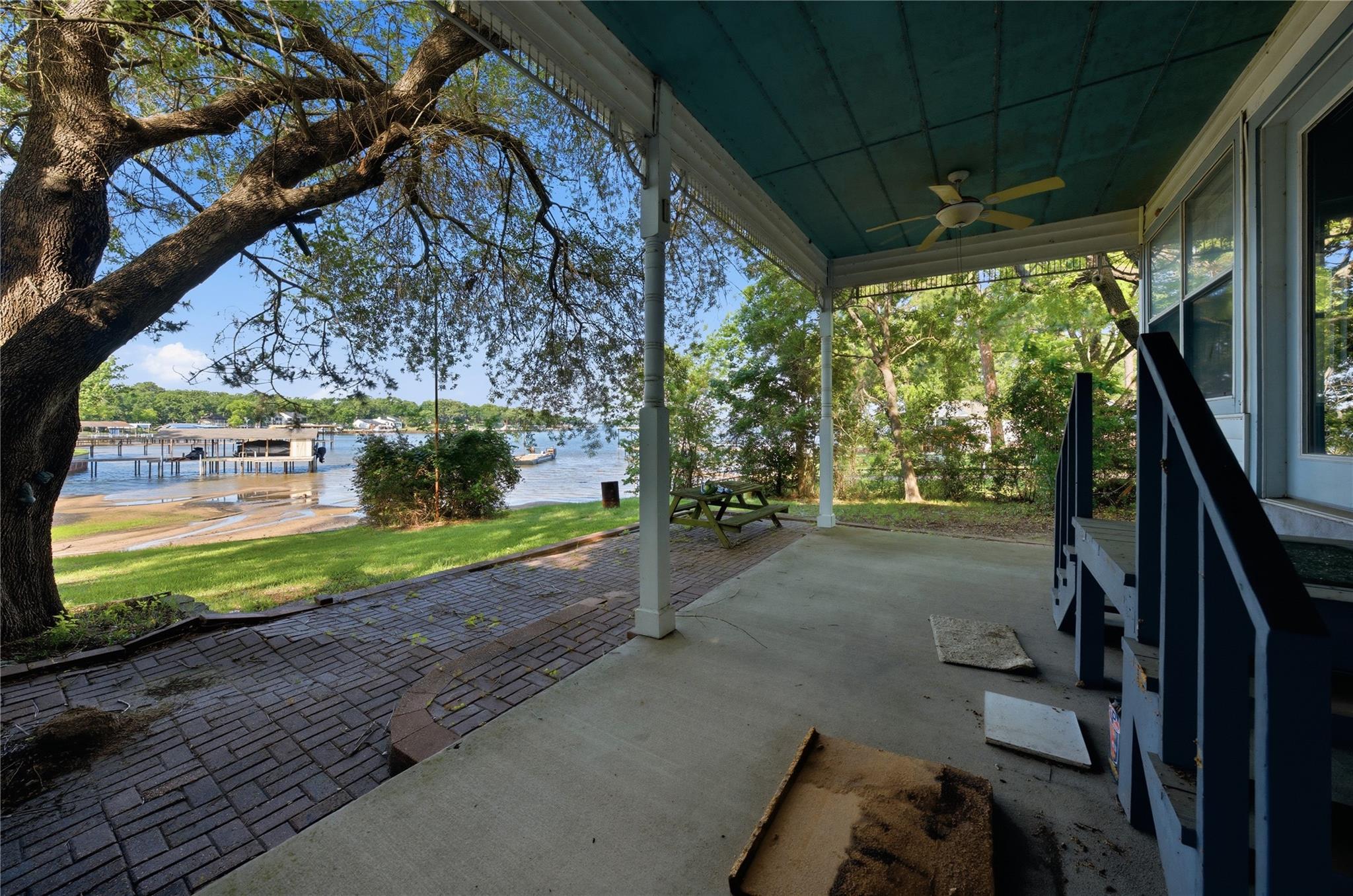 main property photo 22