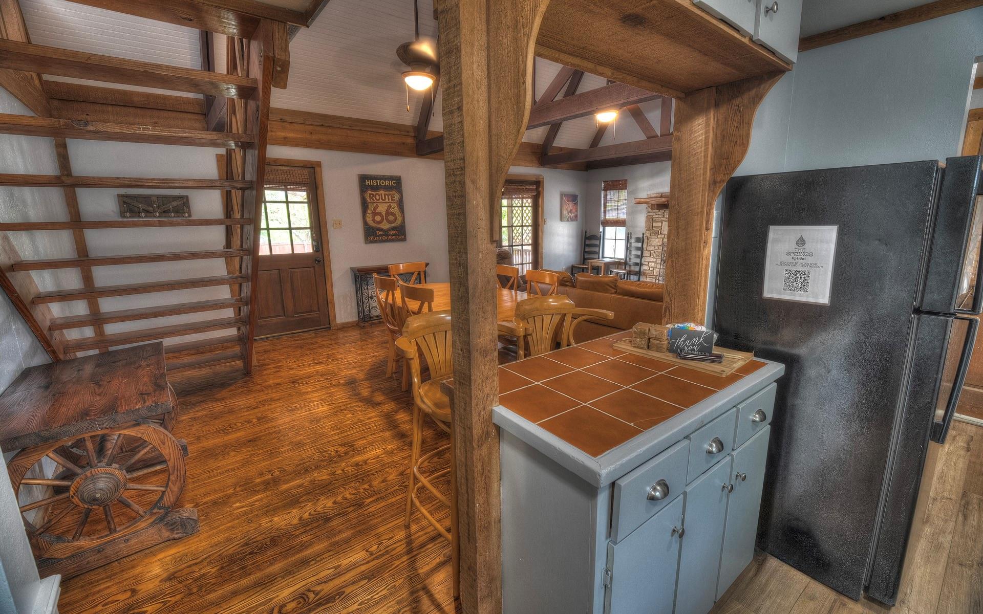 main property photo 13