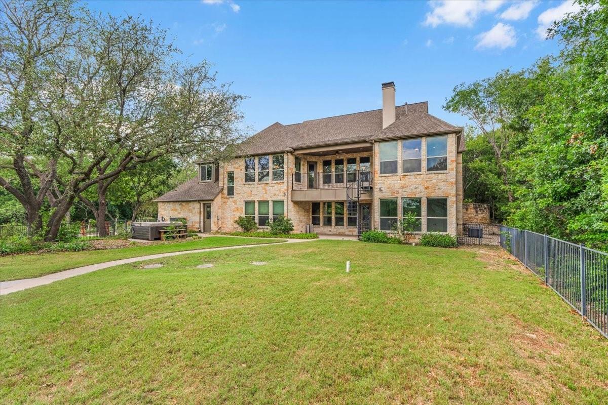 main property photo 34