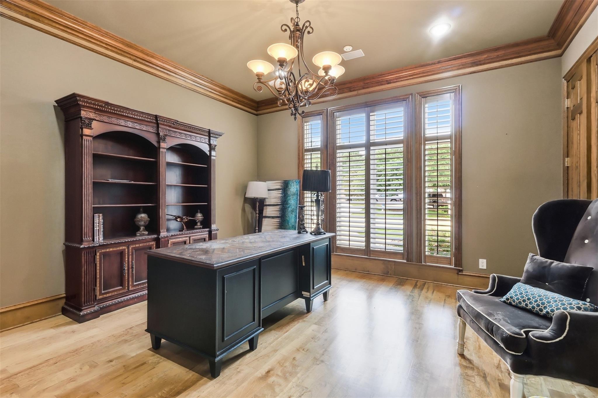 main property photo 37