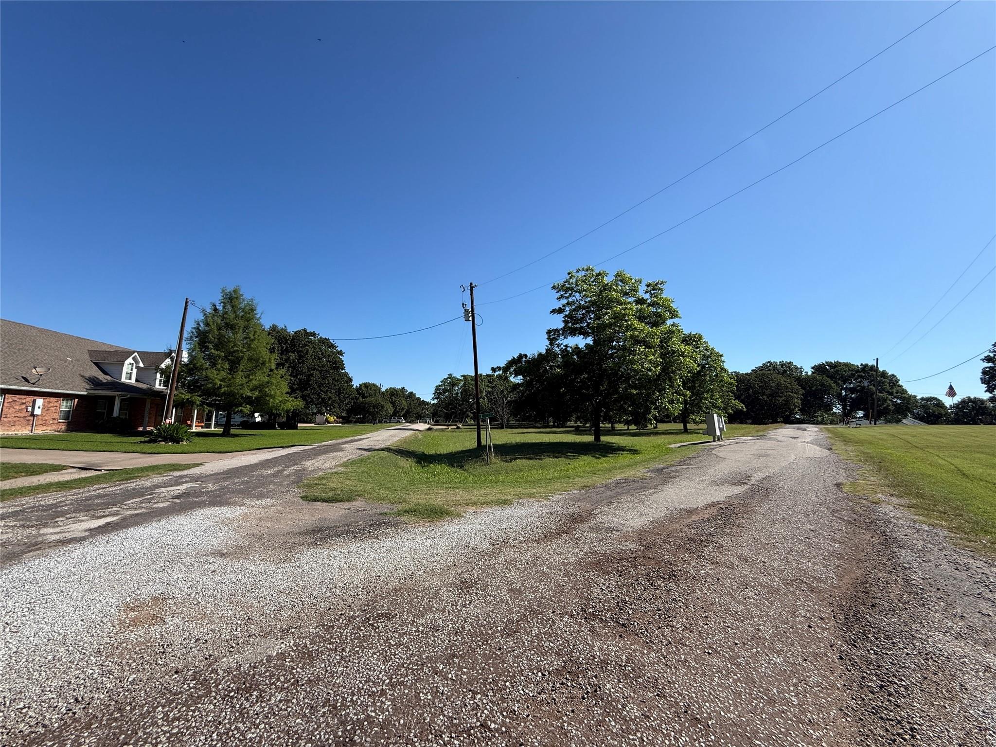 main property photo 13