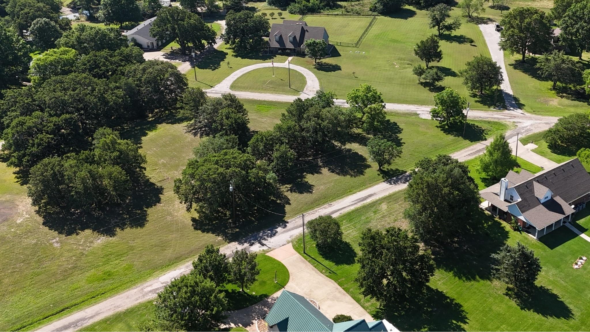 main property photo 31